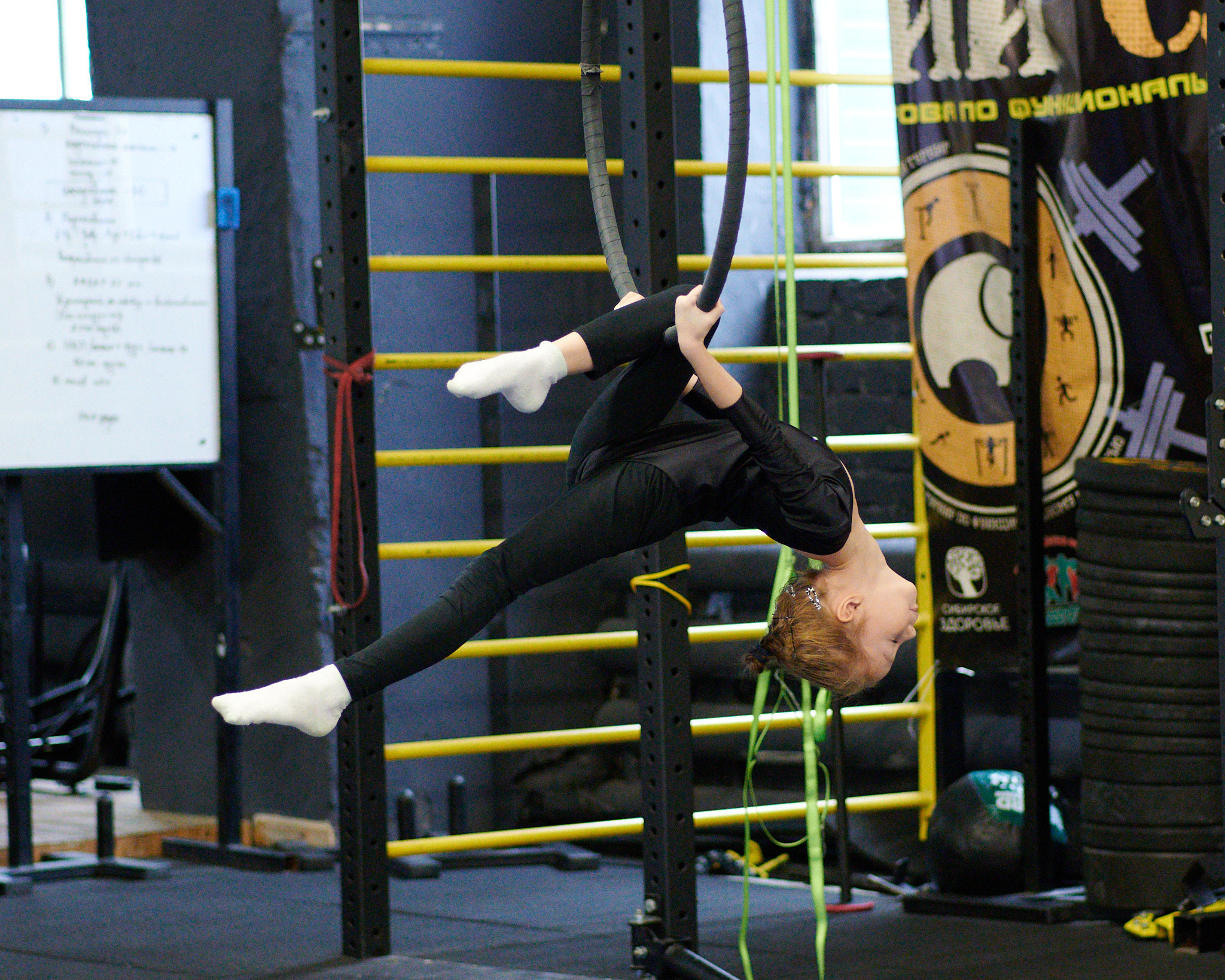 Соревнования по воздушным полотнами и акробатике 29.11.2022