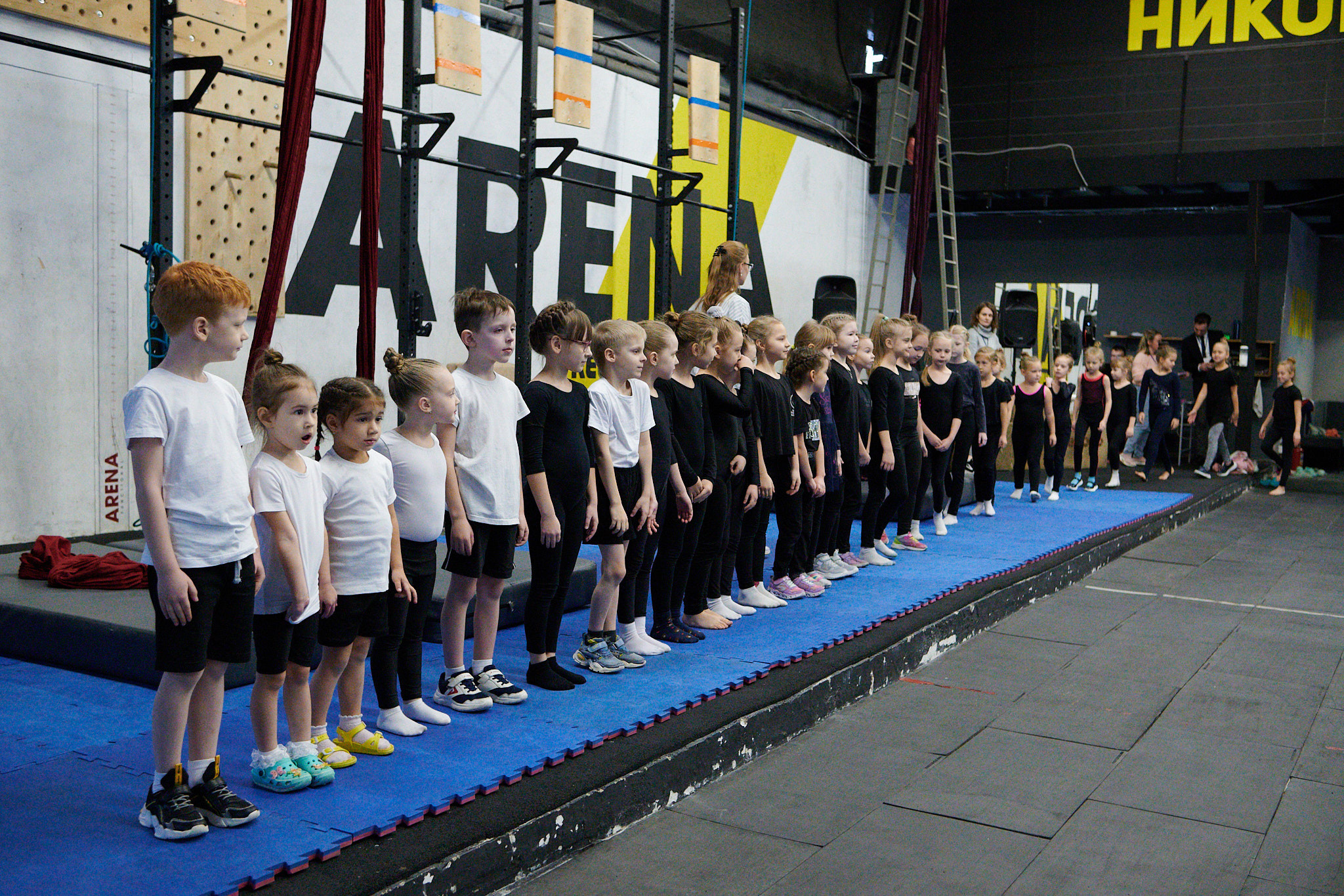 Соревнования по воздушным полотнами и акробатике 29.11.2022