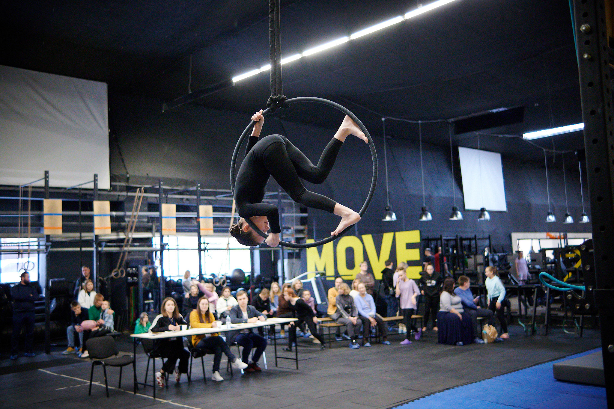 Соревнования по воздушным полотнами и акробатике 29.11.2022