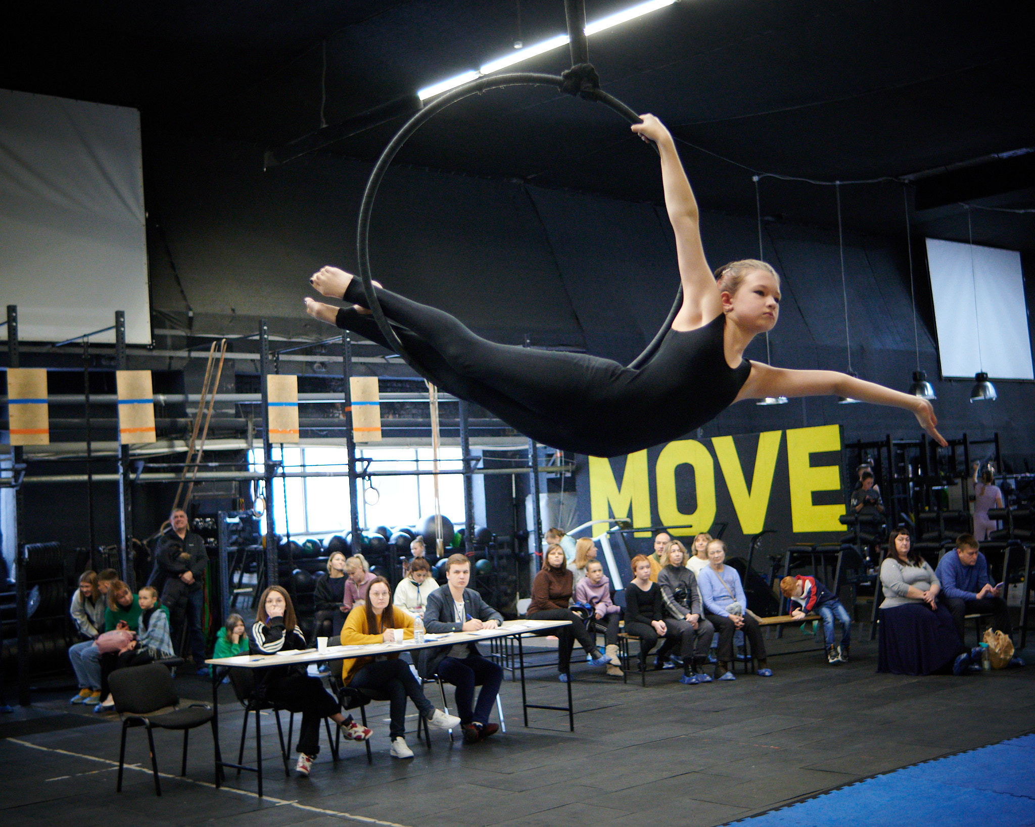Соревнования по воздушным полотнами и акробатике 29.11.2022
