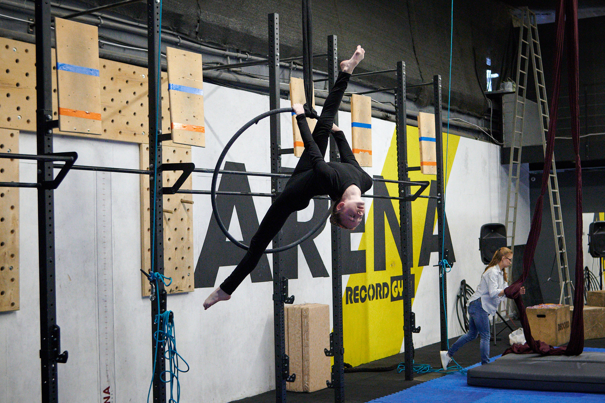 Соревнования по воздушным полотнами и акробатике 29.11.2022