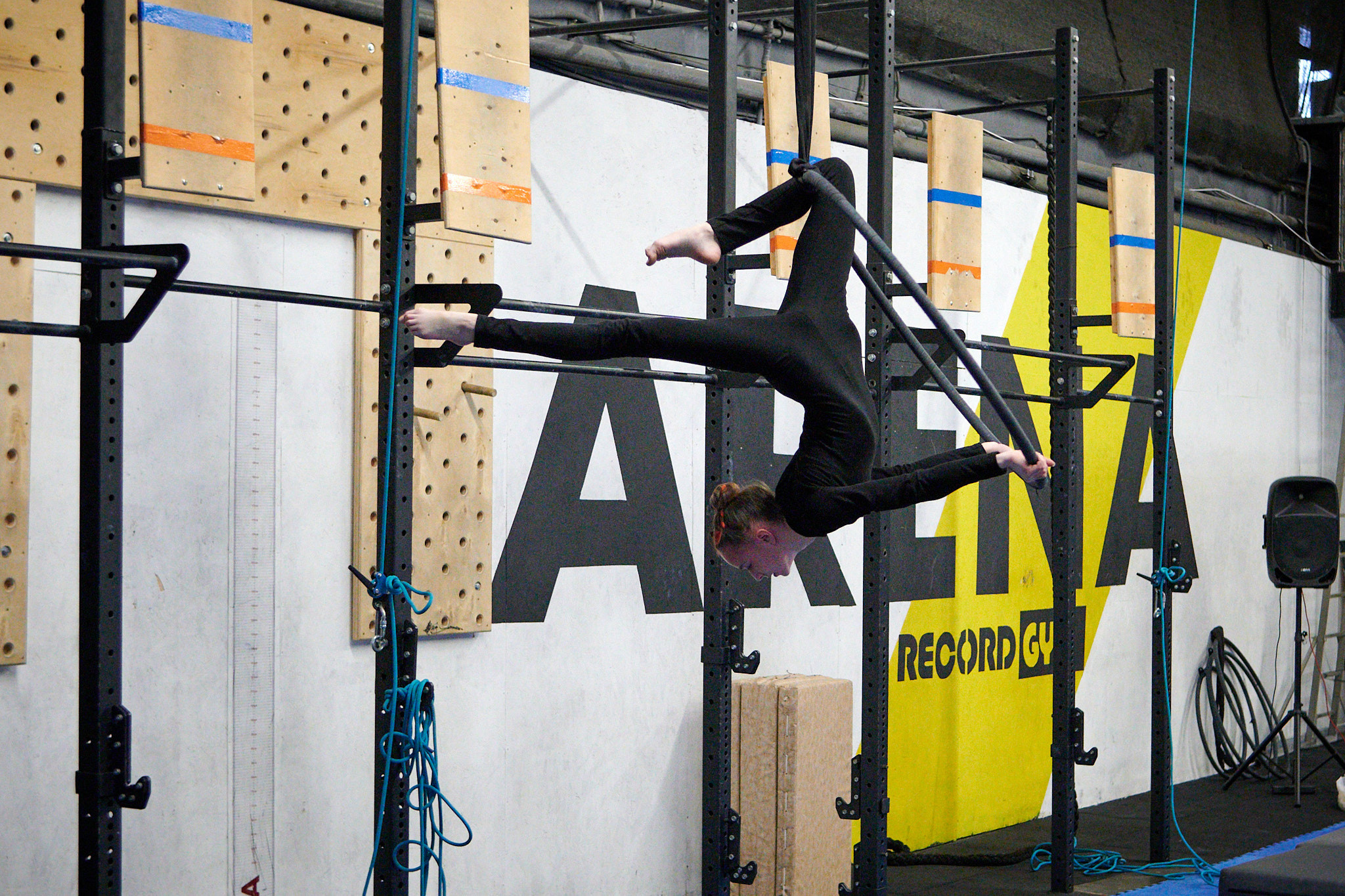 Соревнования по воздушным полотнами и акробатике 29.11.2022