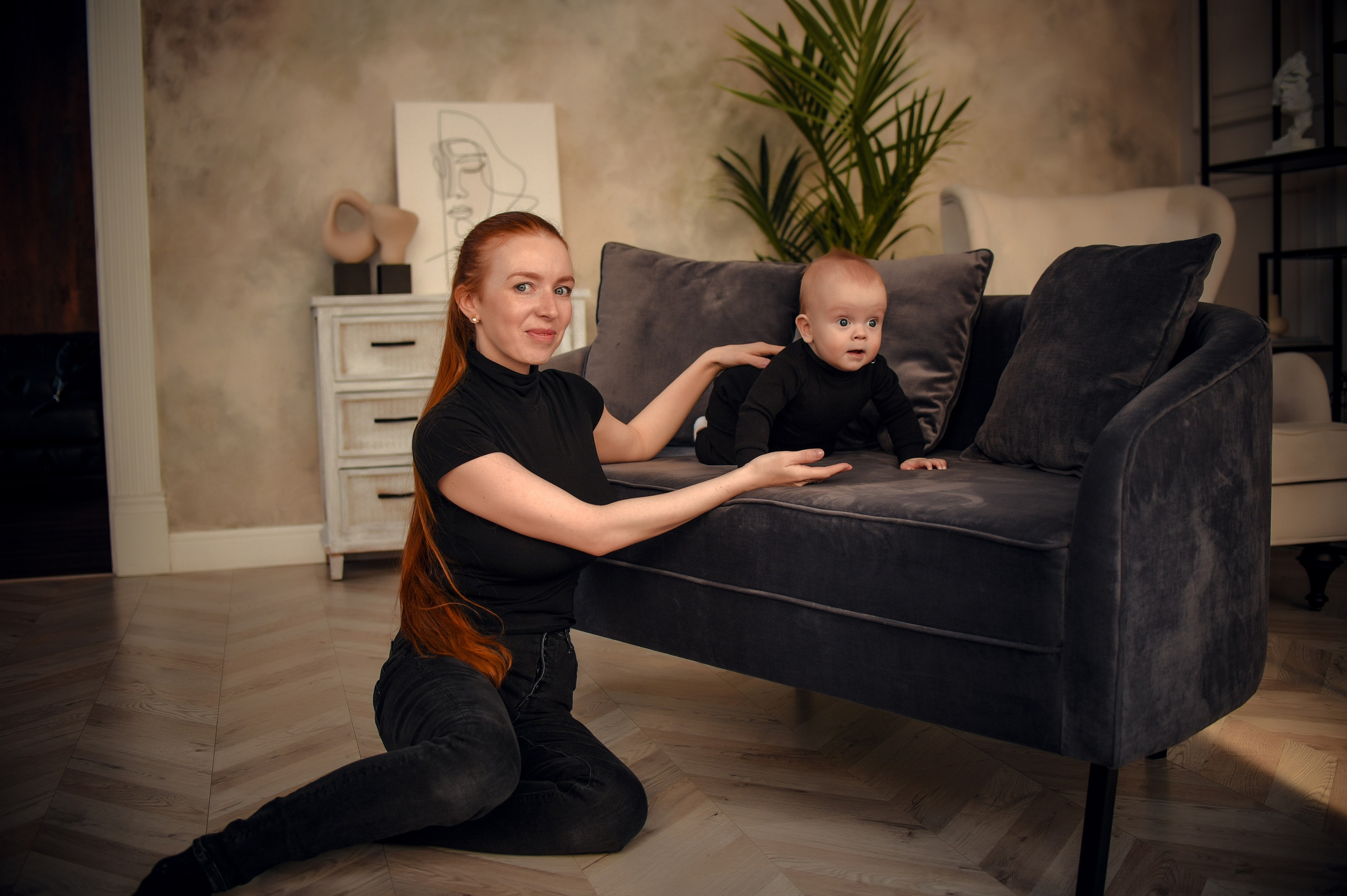 Семейная студийная фотосессия 3. Свадебный, семейный, детский, контент фотограф в Омске Максим Ильин