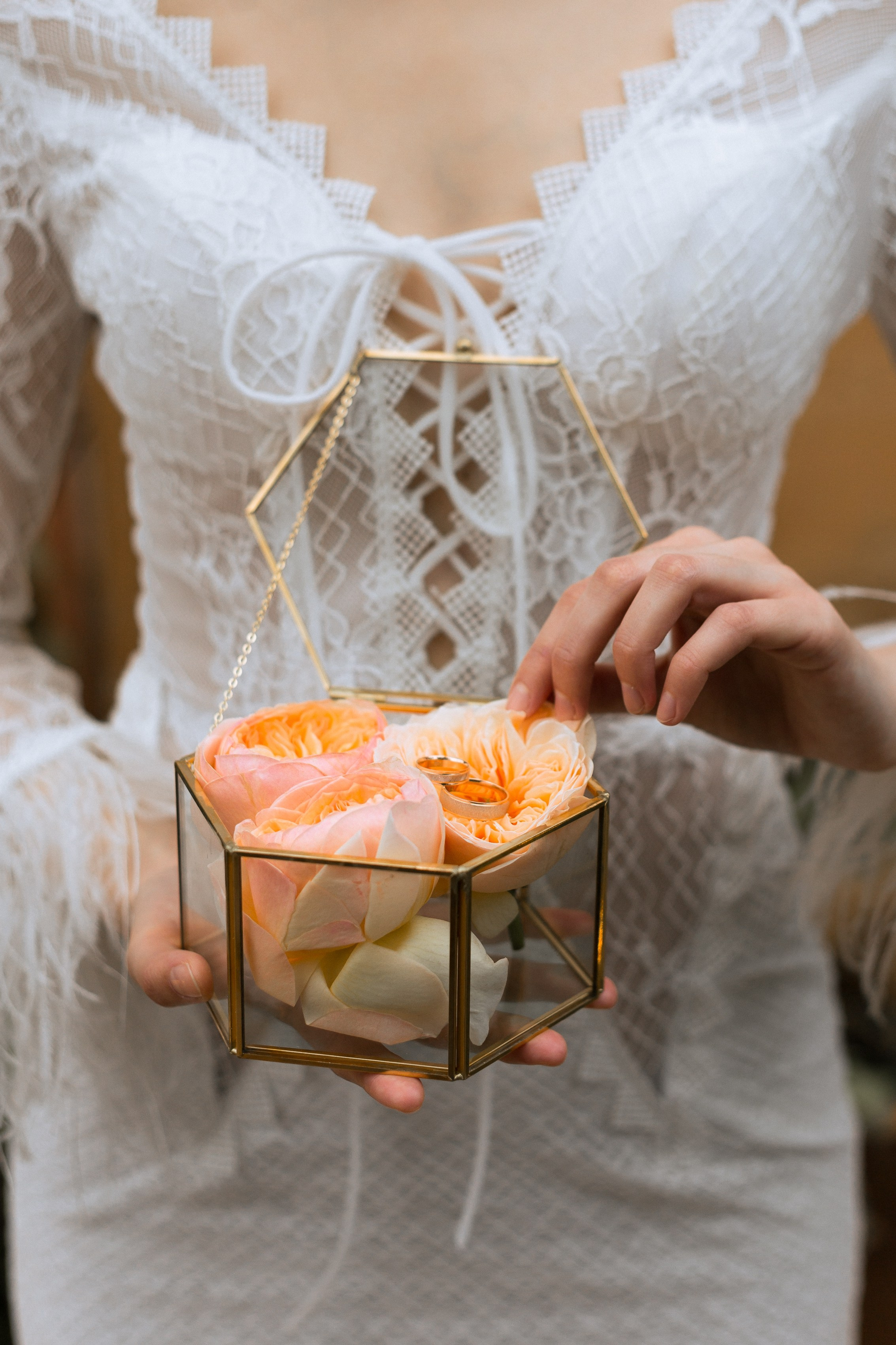 Свадебная фотосессия в оранжерее. Свадебный и семейный фотограф в Волгограде Кристина Иванова