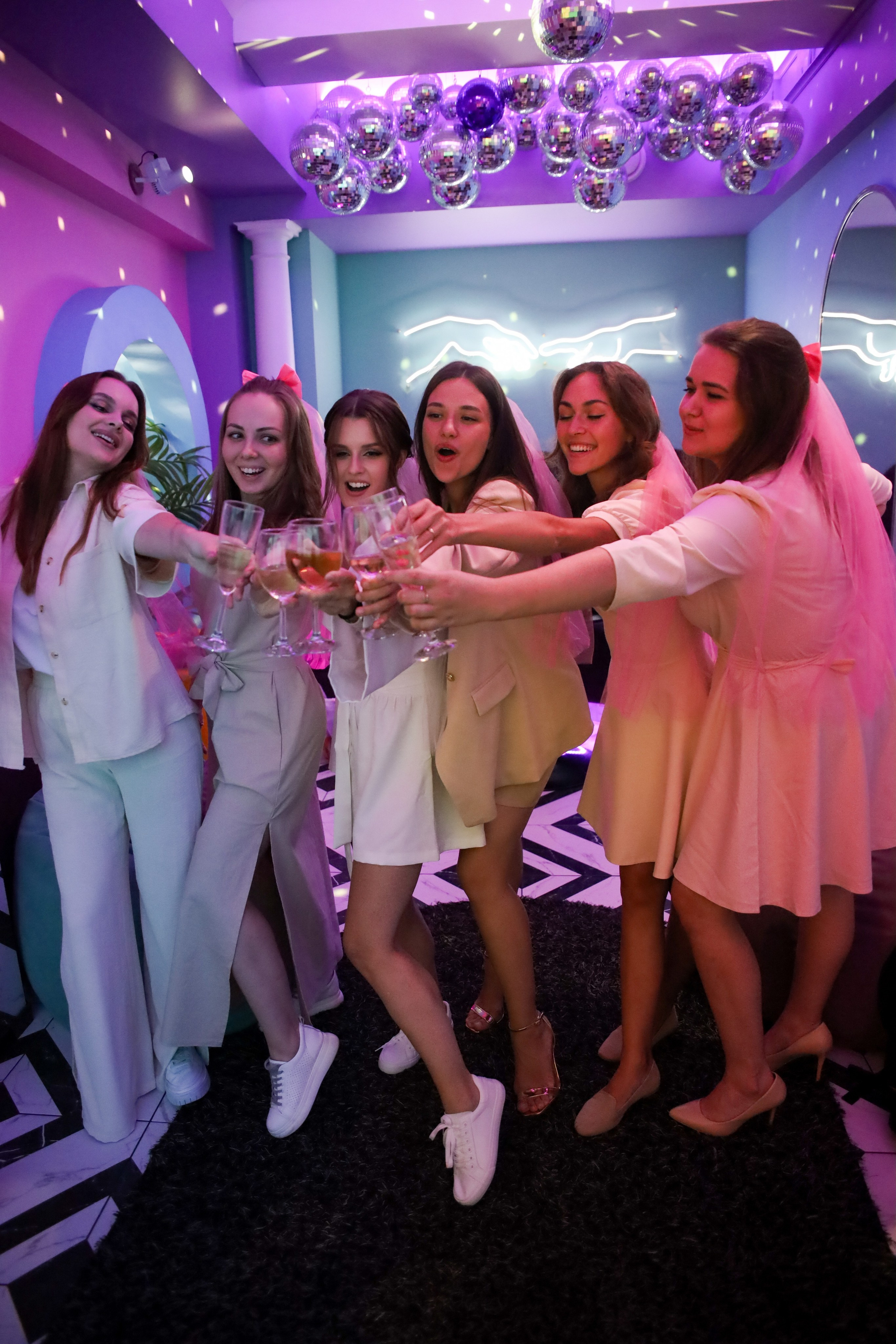 Девичник. Лофт. Главная