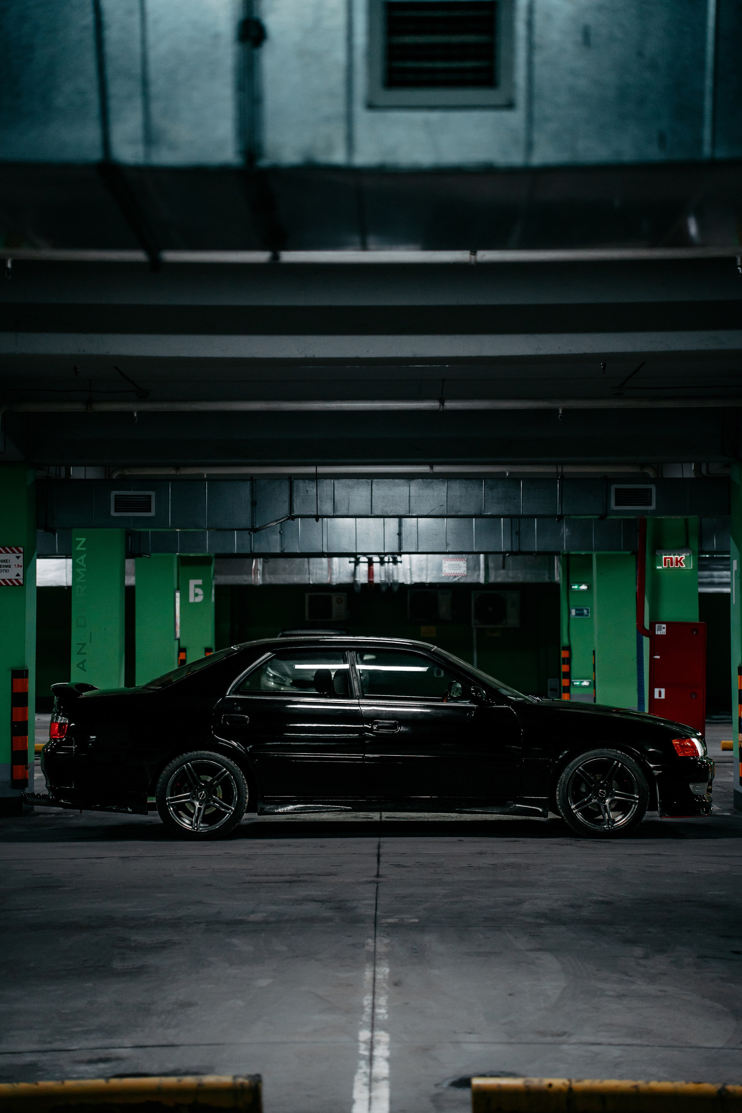 Toyota Chaser 25'. Фотограф, видеограф и пилот дрона на Байкале