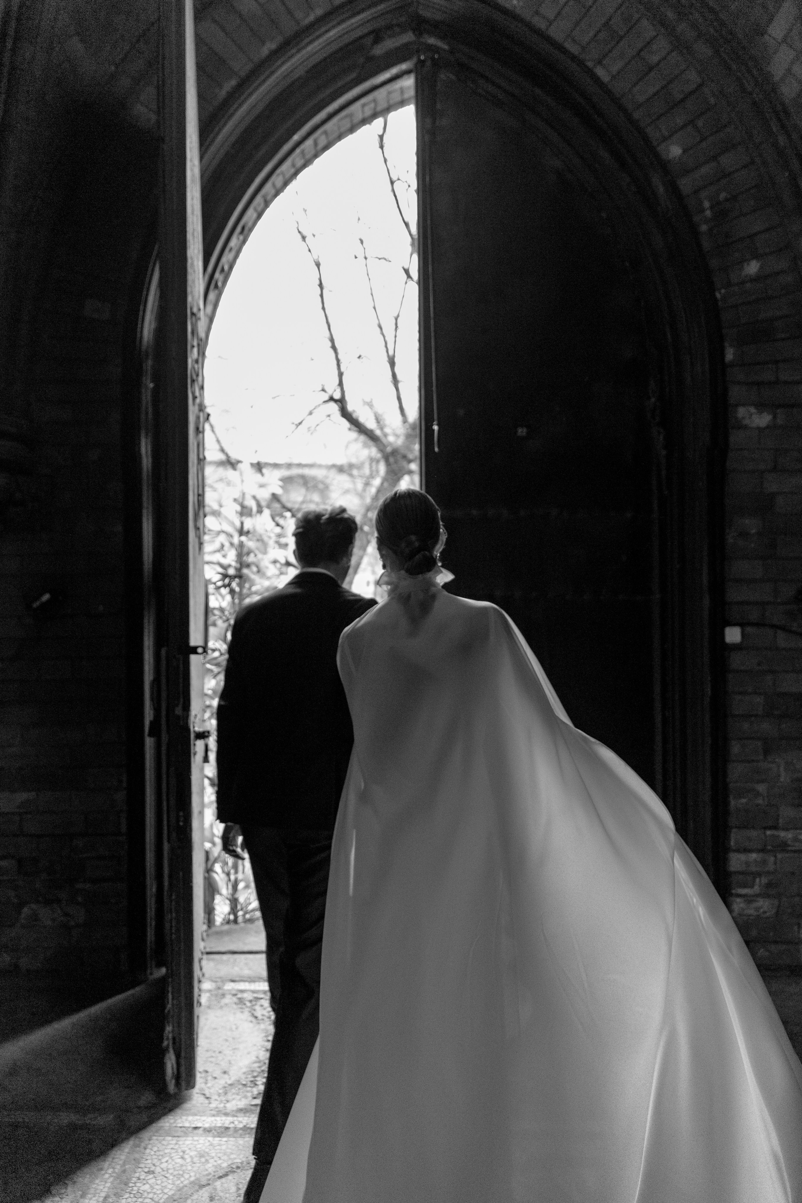 Съёмка в католической церкви. Свадебный фотограф Полина Панина