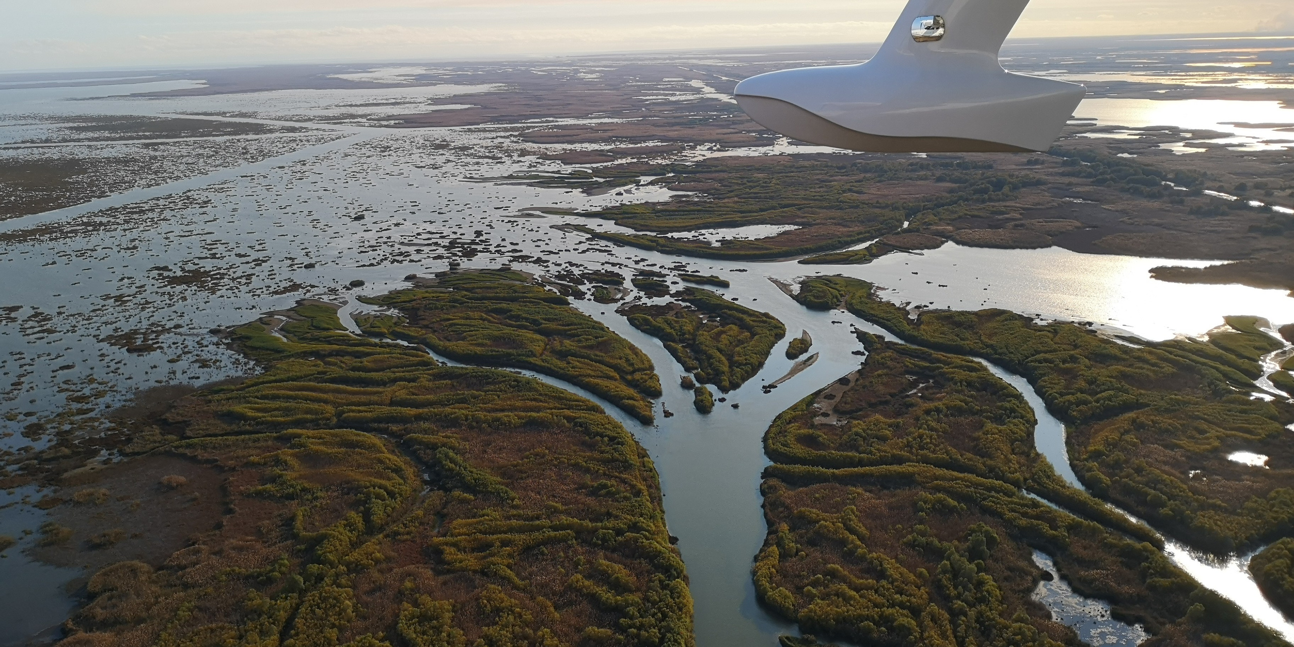 Каспийское море (наука на Ла-8) (2021 г.). Фотоальбом показывающий увлекательный мир авиации и мир медведей Андрея Иванова