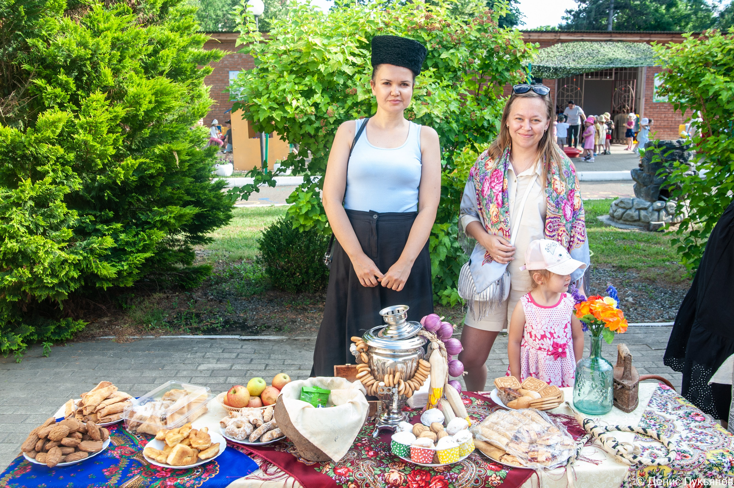 Ярмарка. Свадебный и семейный фотограф Денис Лукьянов в Краснодаре, Краснодарском крае и Республике Крым