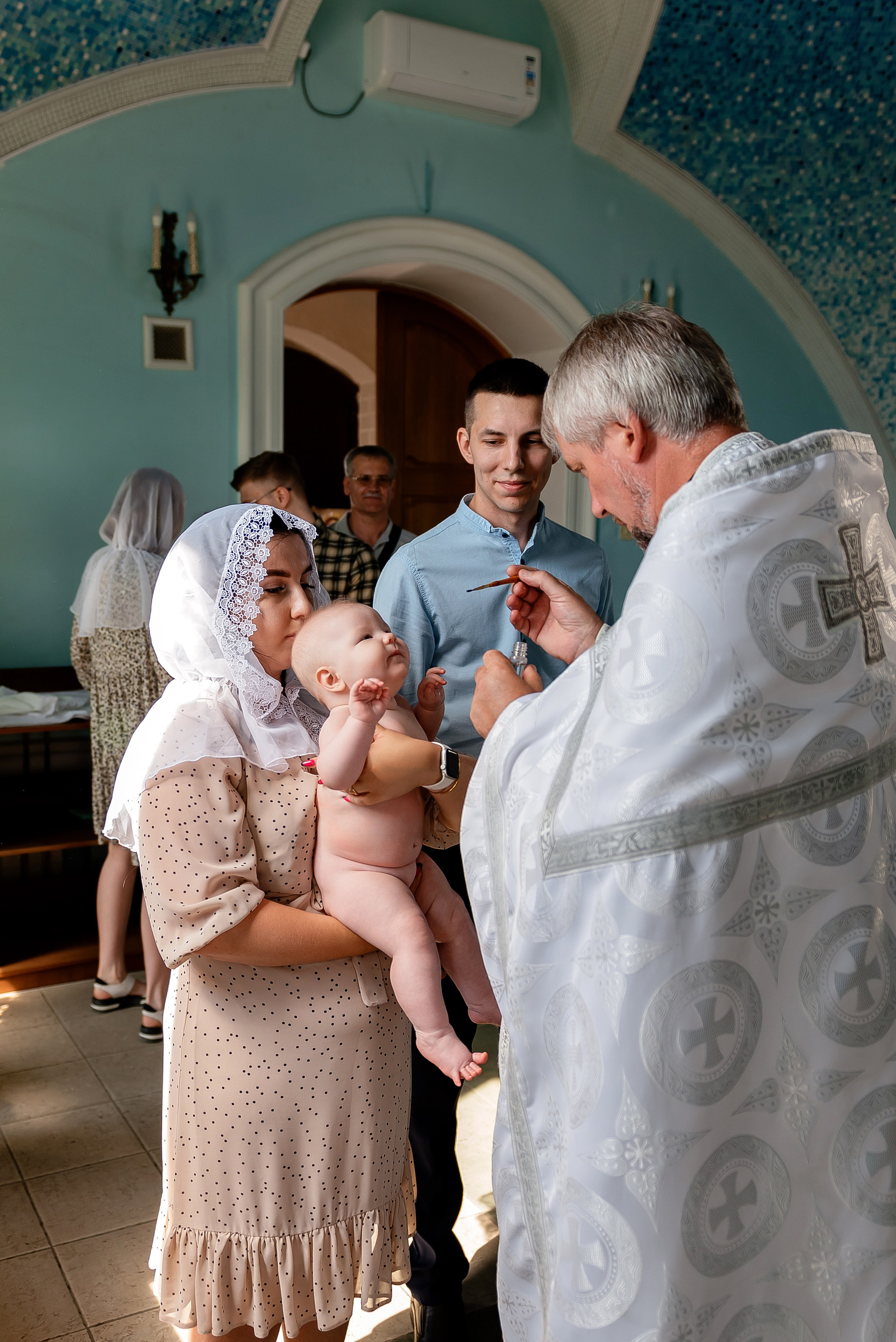 Крещение Ясеньки. Фотограф Татьяна Иванчикова