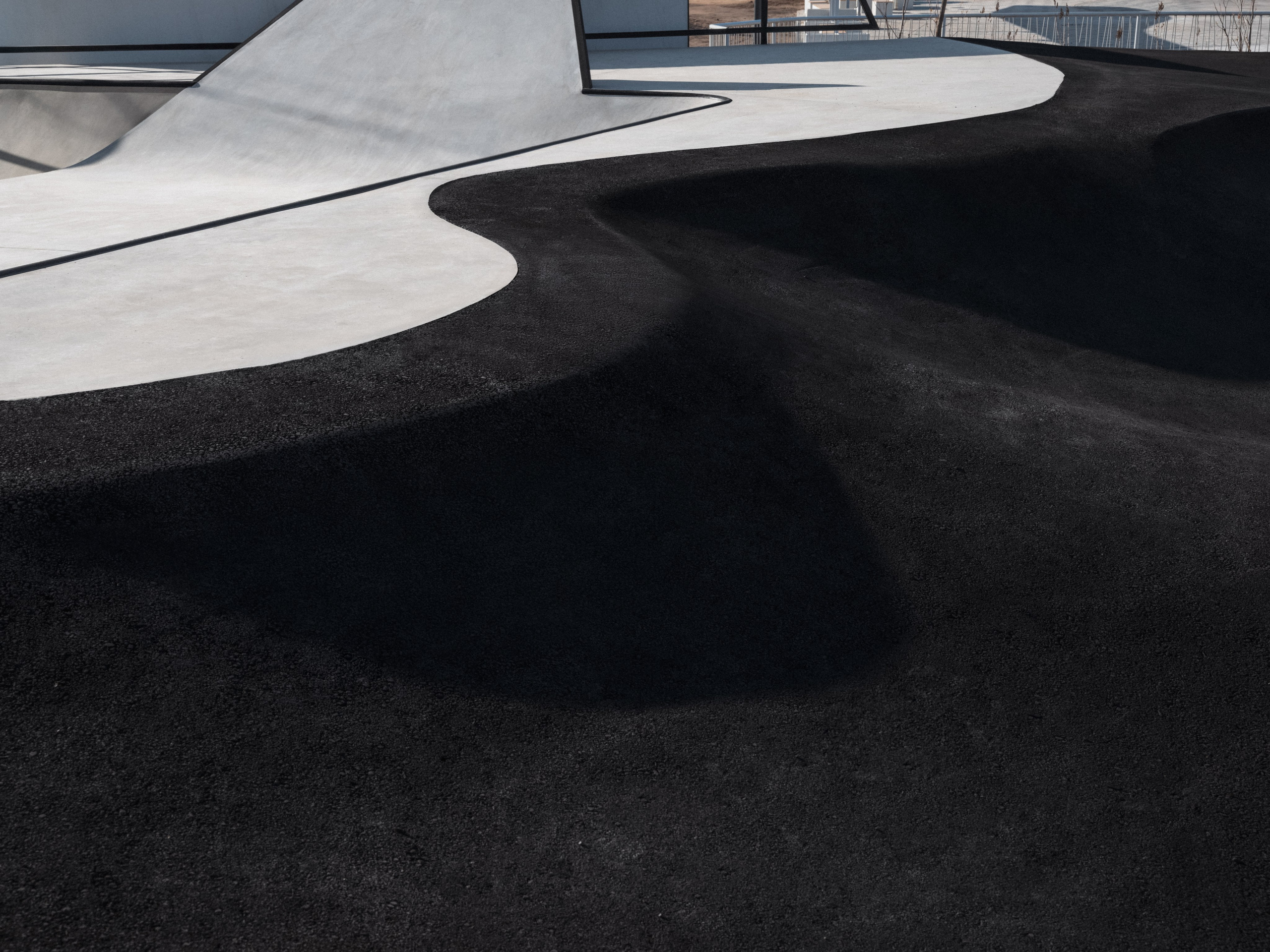Архитектурная съёмка скейт-парка. Роман Якунин — интерьерный фотограф в Алматы