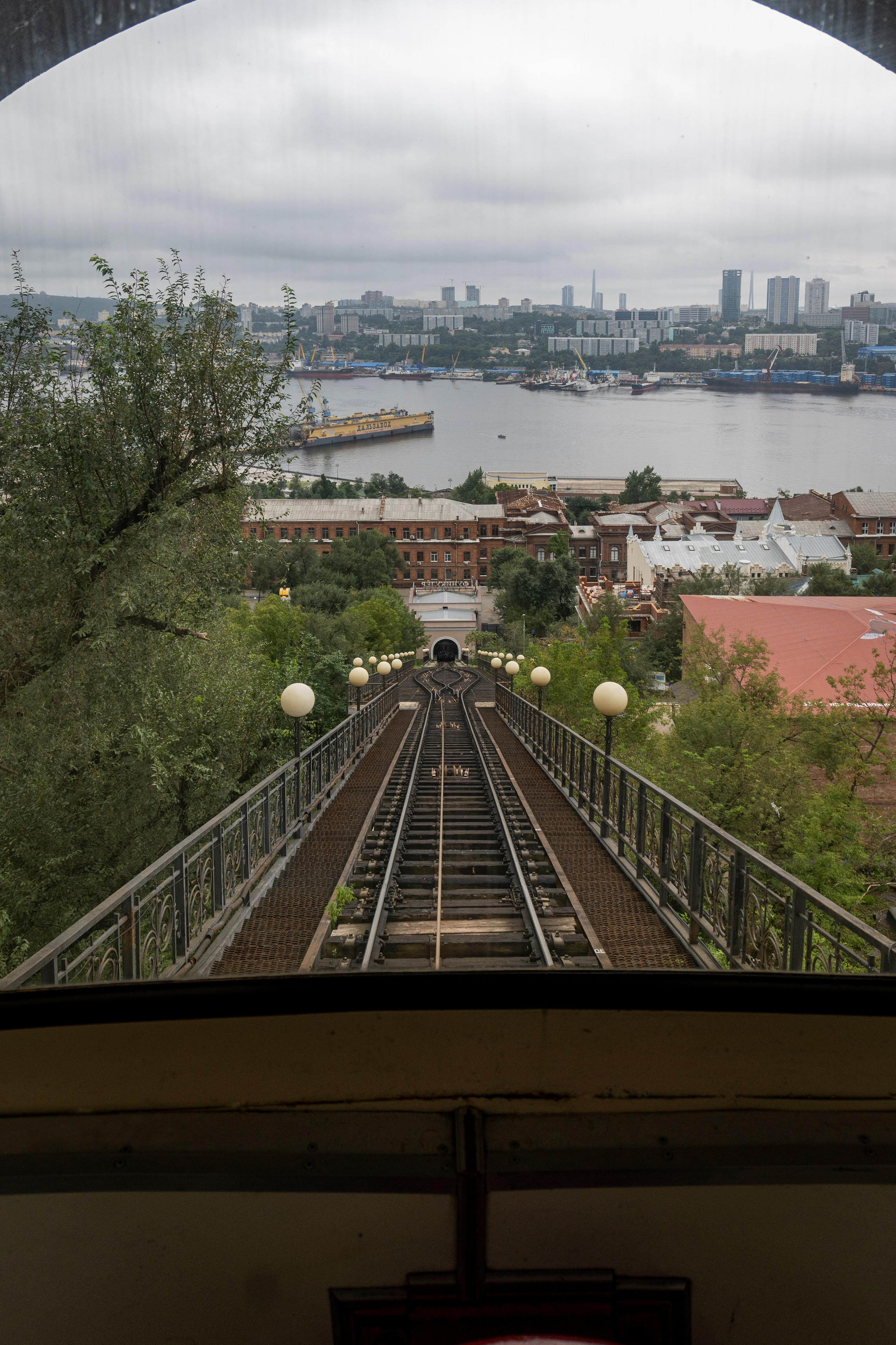 Владивосток. Сентябрь 2023. Фотограф Роман Адлер