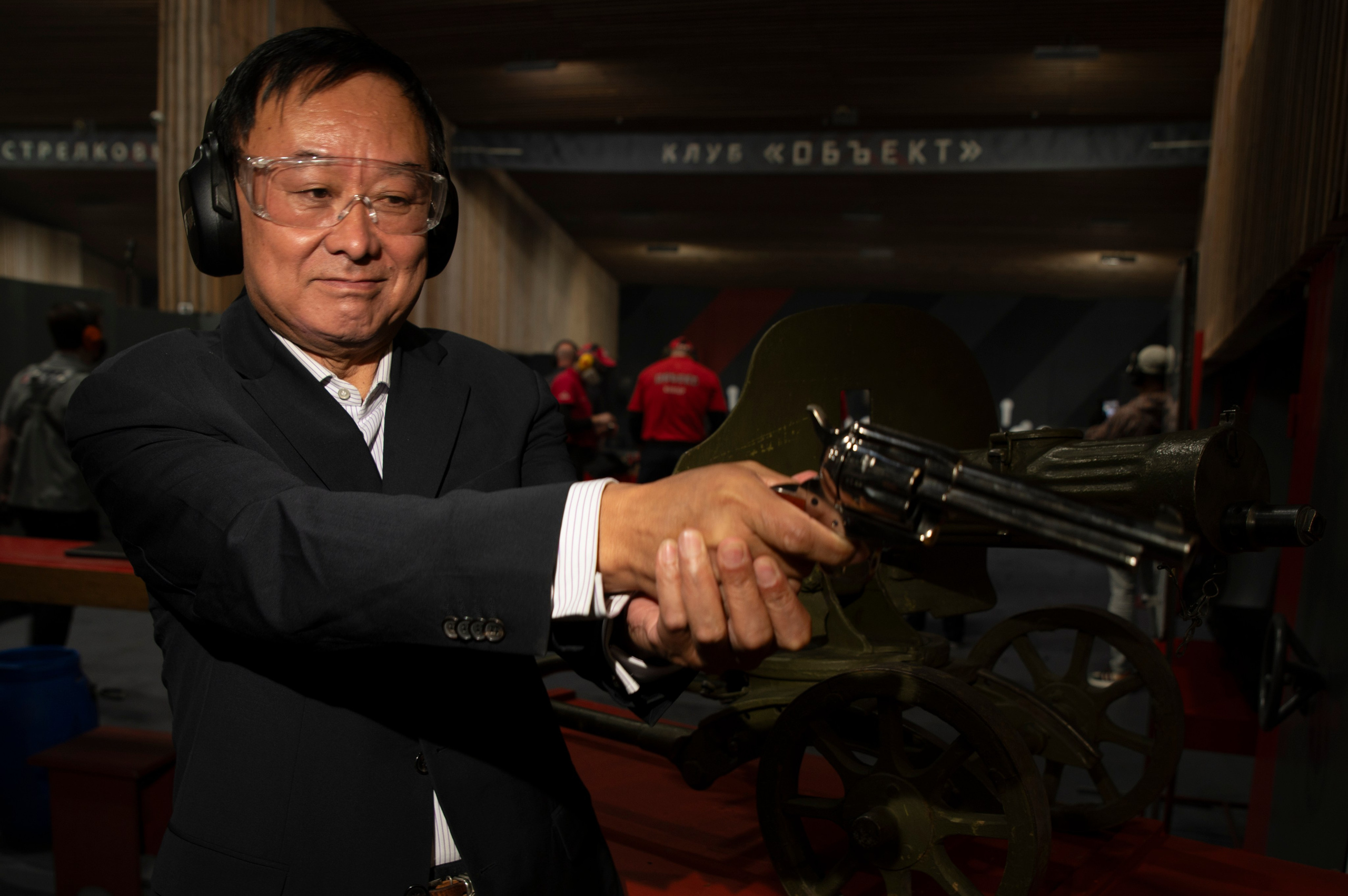 Фоторепортаж из стрелкового клуба «Объект». Фотограф Роман Адлер