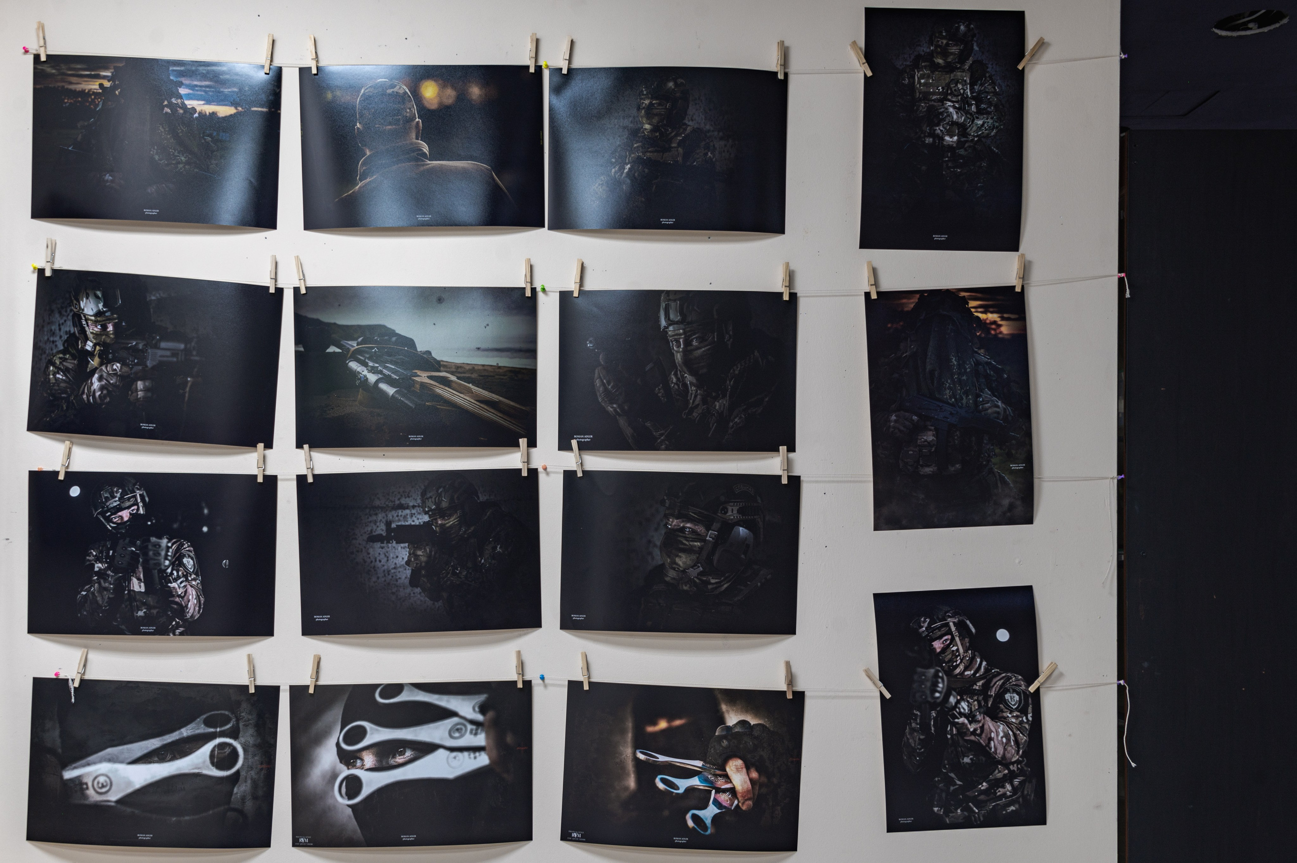 Выставка и презентация проекта E.V.E. Фотограф Роман Адлер