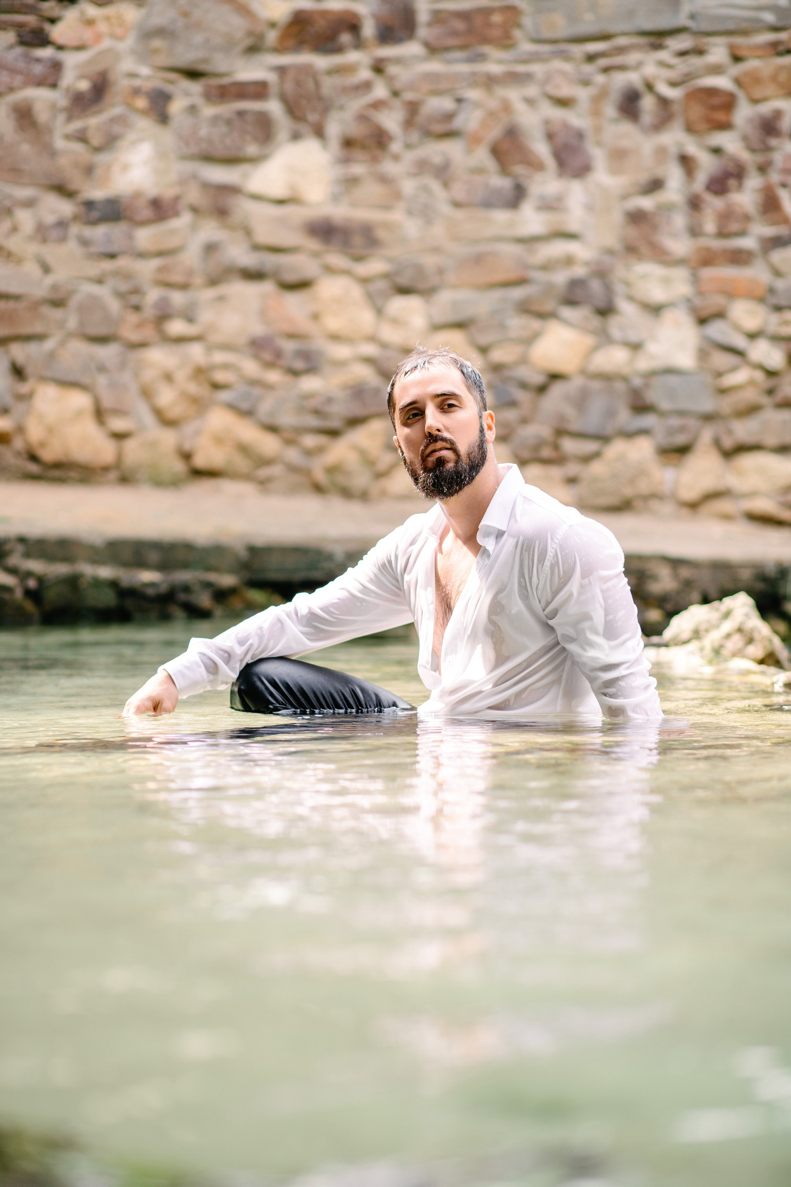 Артем. Ледяной родник. Нечехова Виктория