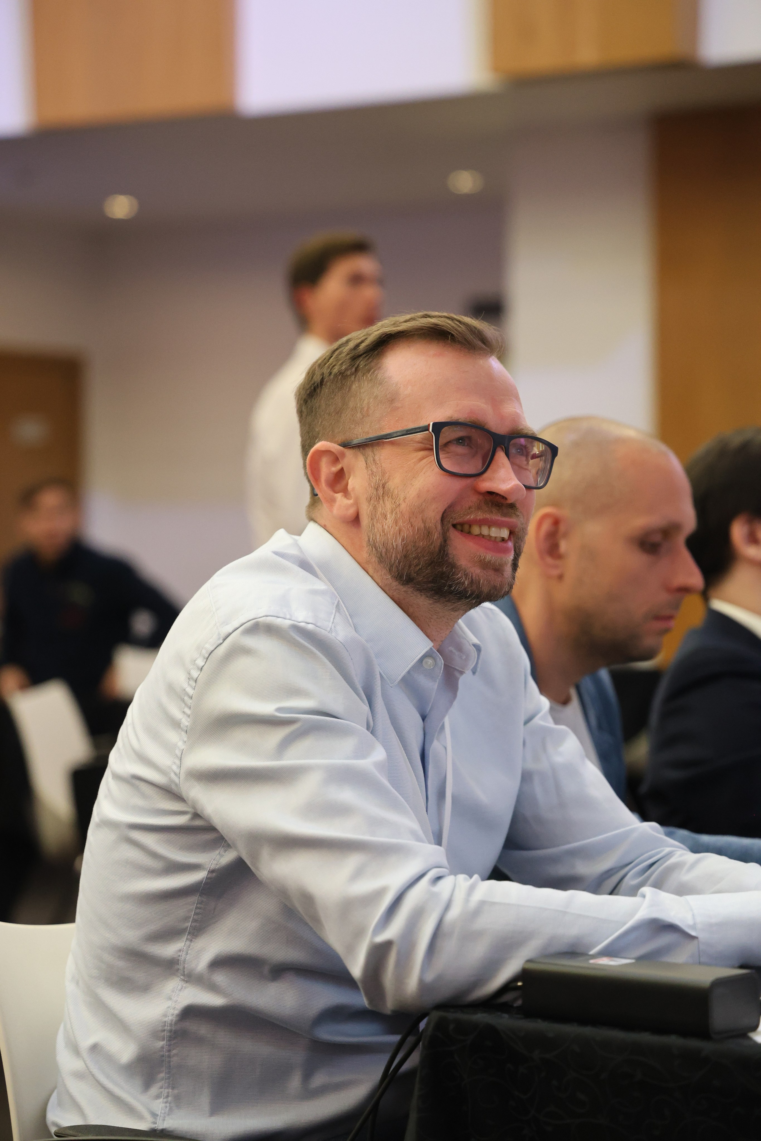 «LeaderUp» Case-championship. Aleksandr Rasskazchikov — Photographer