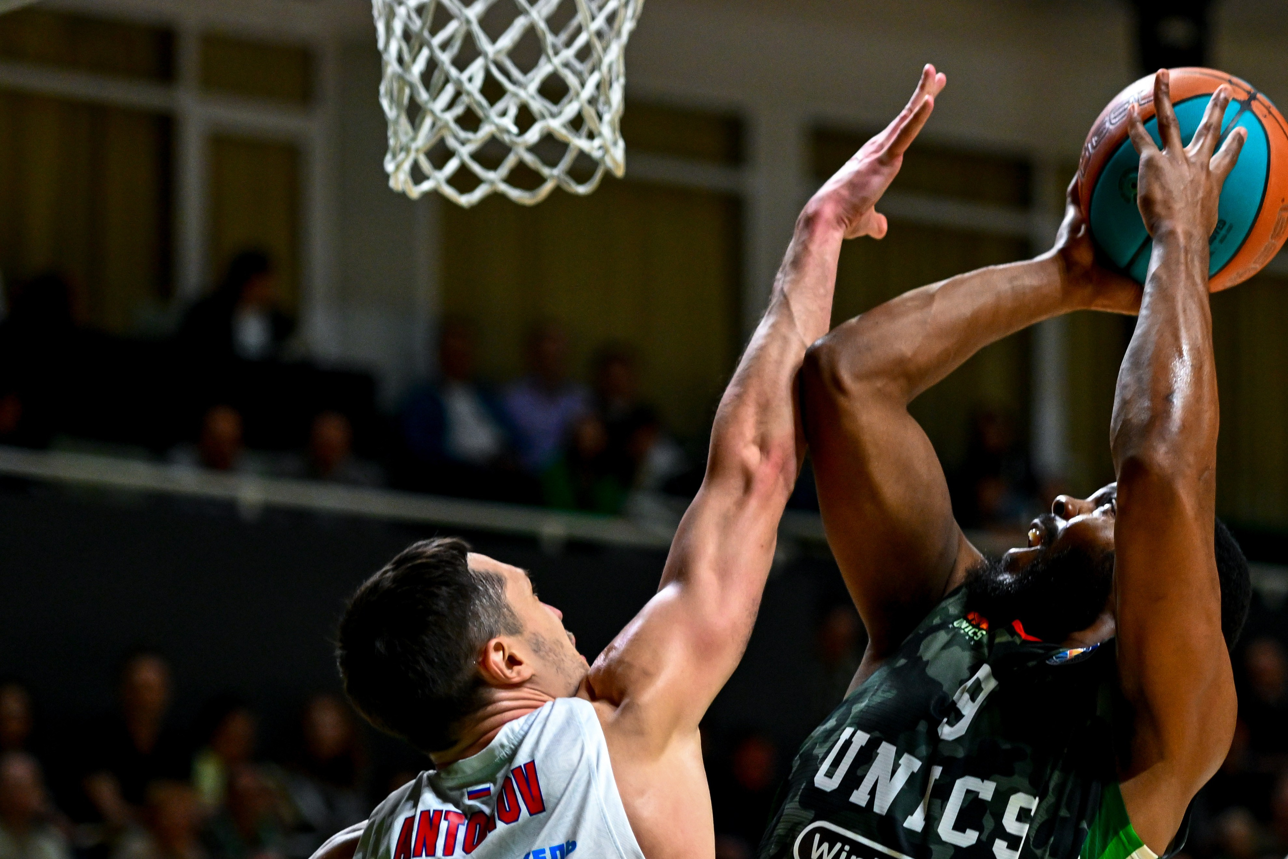 Баскетбольный фотограф. Спортивный и репортажный фотограф в Казани Вячеслав Сатонин