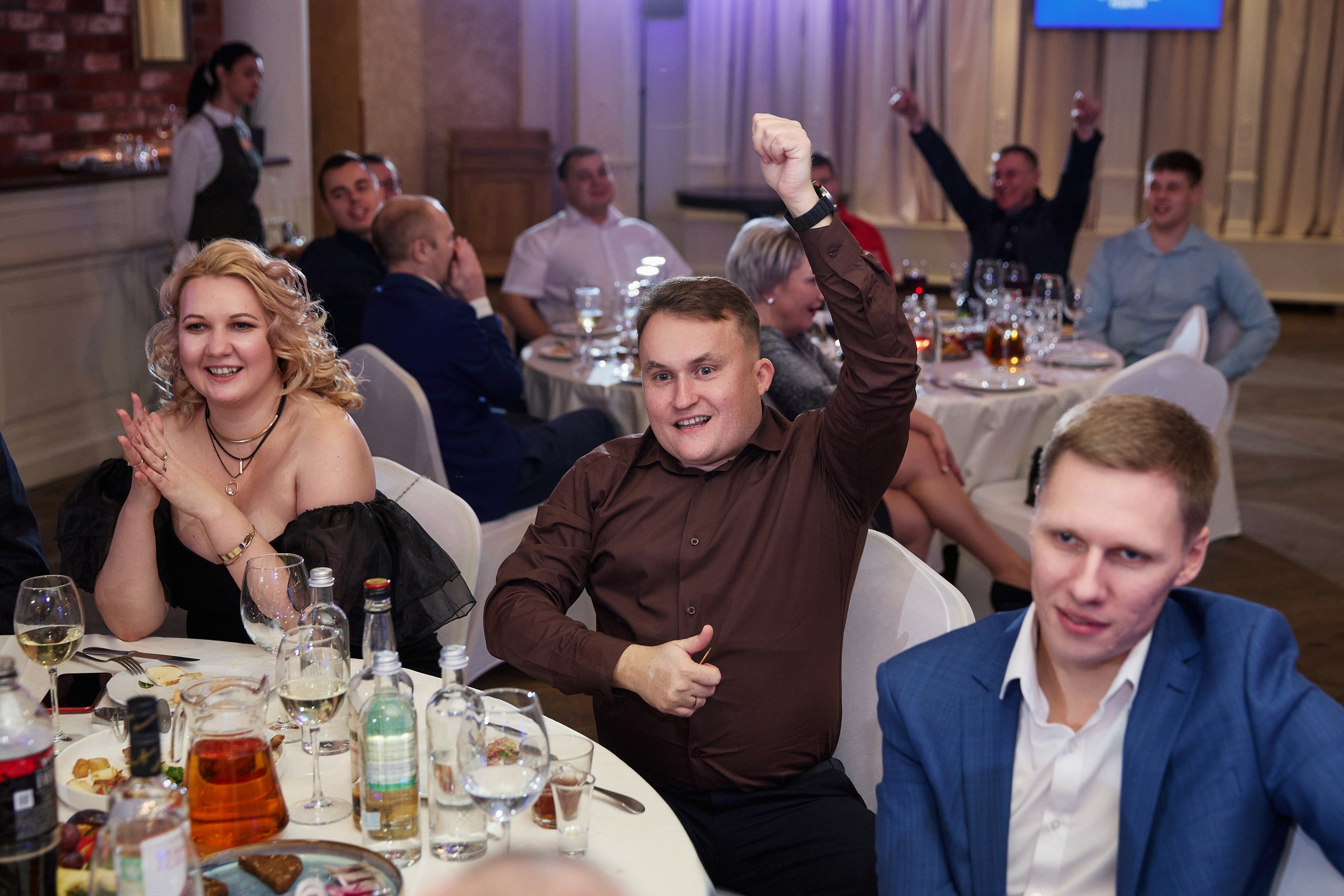 E8 / Новогодний корпоратив. Другой взгляд на фотографию