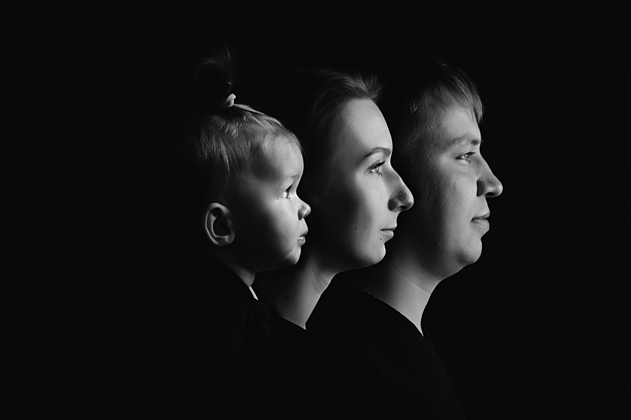 Профили. Семейный фотограф Тюмень, фотограф на роды Салмина Мария