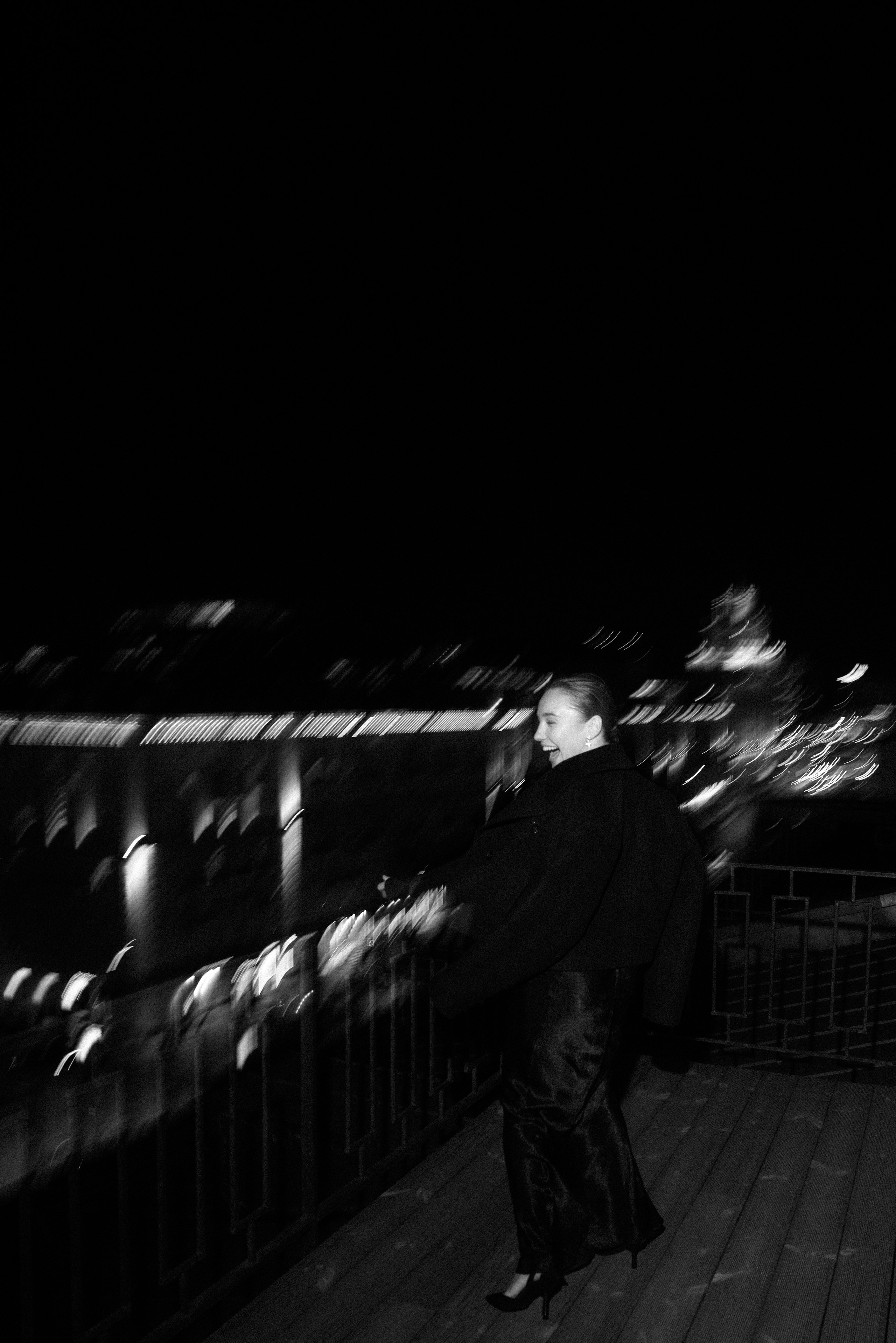 Обнимая. Свадебный, женский фотограф в Москве, Мытищах, Королёве Ксения Узилле