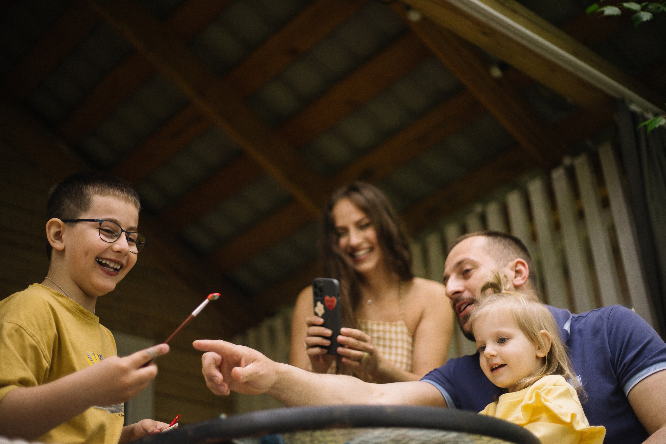 Семейное утро в загородном доме. Семейный фотограф в Томске Максимова Екатерина