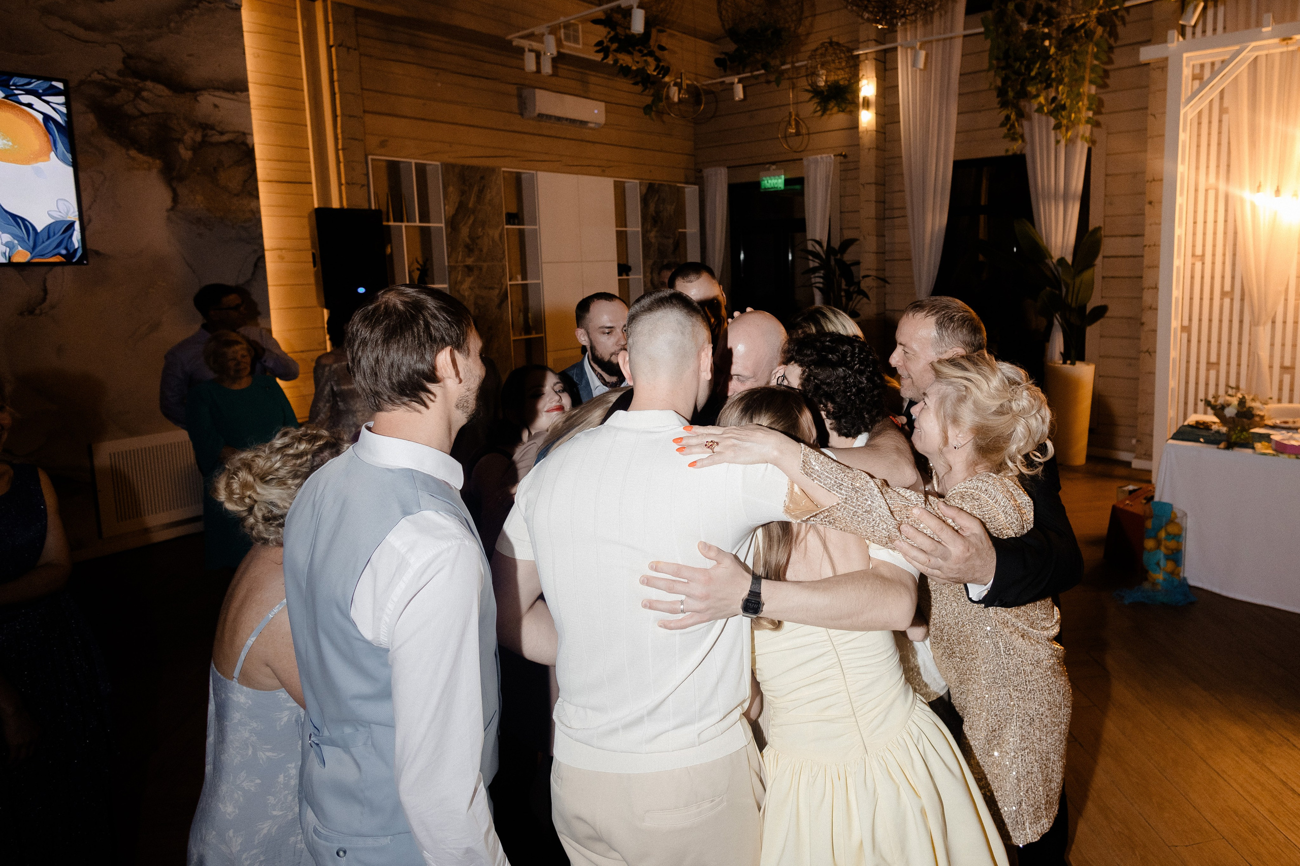 Я вижу цель, я за лимоном лечу…. Свадебный фотограф видеограф Новосибирск Кемерово Калининград