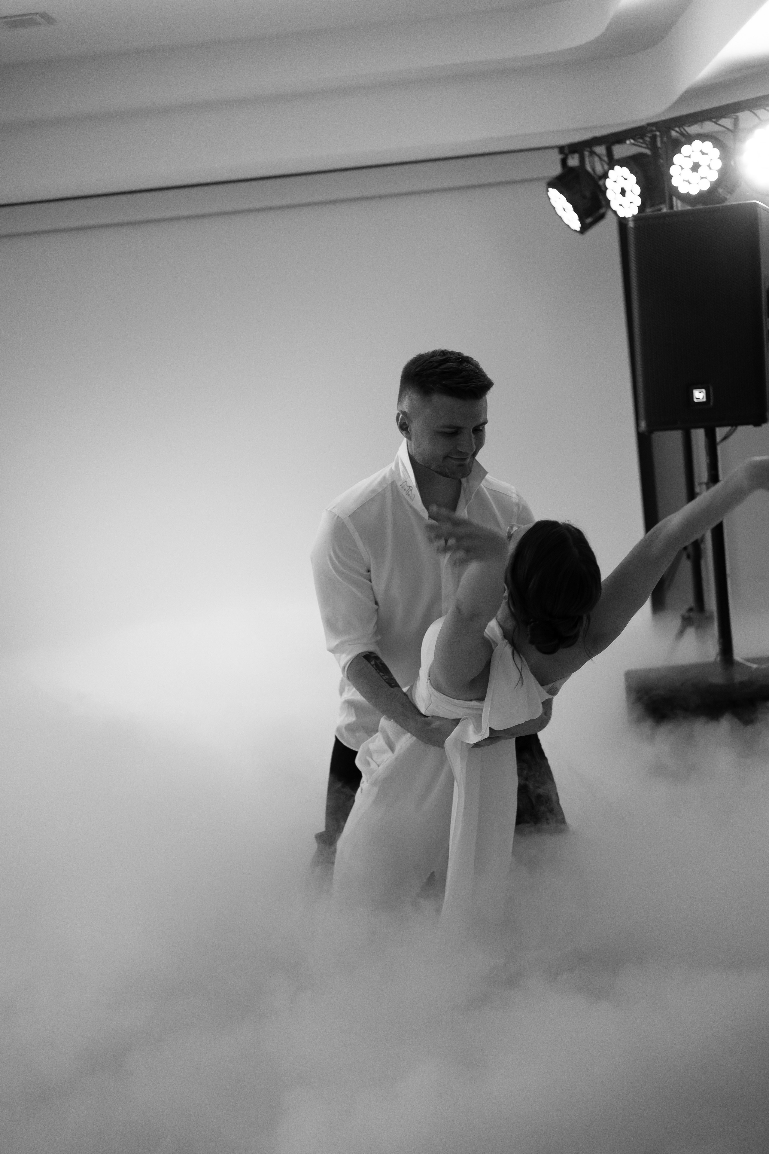 Серая кошка и рыжий кот. Свадебный и семейный фотограф Арина Кулёва