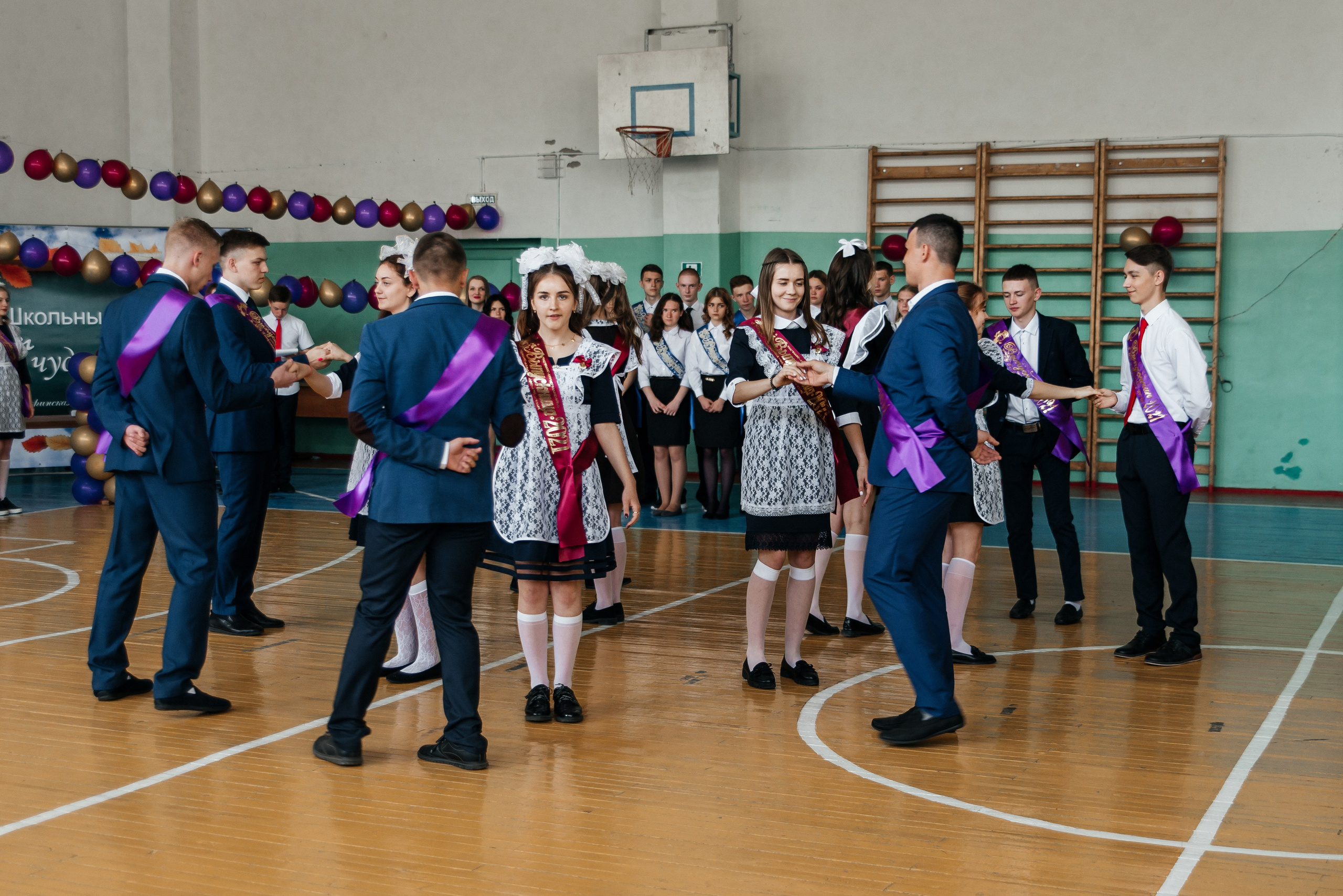 Последний звонок. Фотограф — МАРИЯ МЕДВЕДЕВА