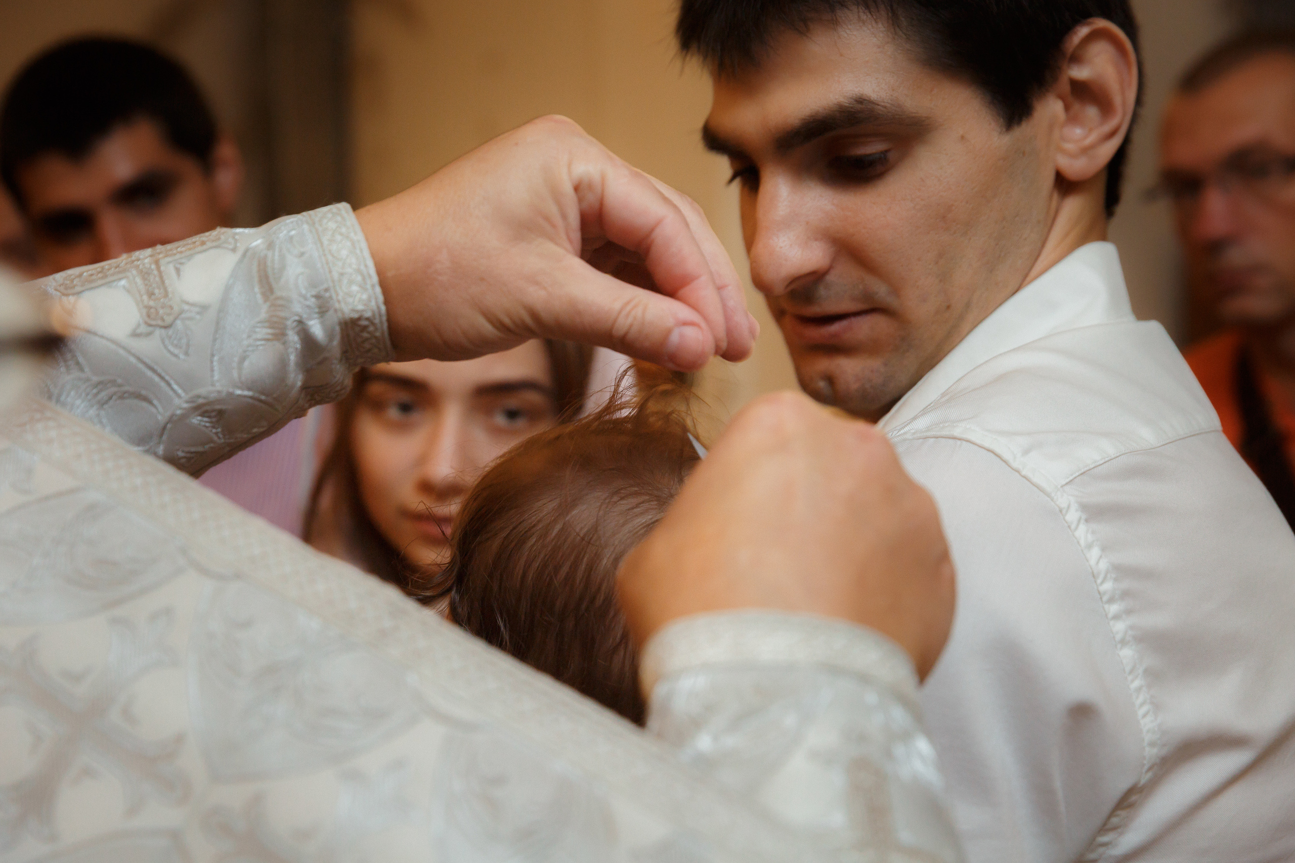 Фотограф на крещение в Мытищах в Никольском храме на Дружбе