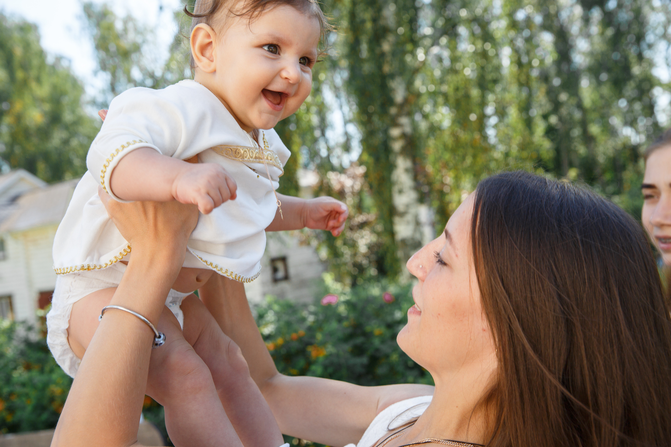 Фотограф на крещение в Мытищах в Никольском храме на Дружбе