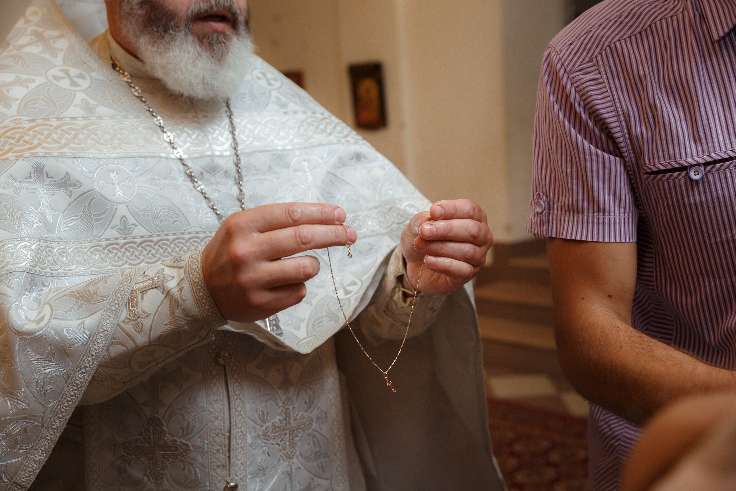 Фотограф на крещение в Мытищах в Никольском храме на Дружбе