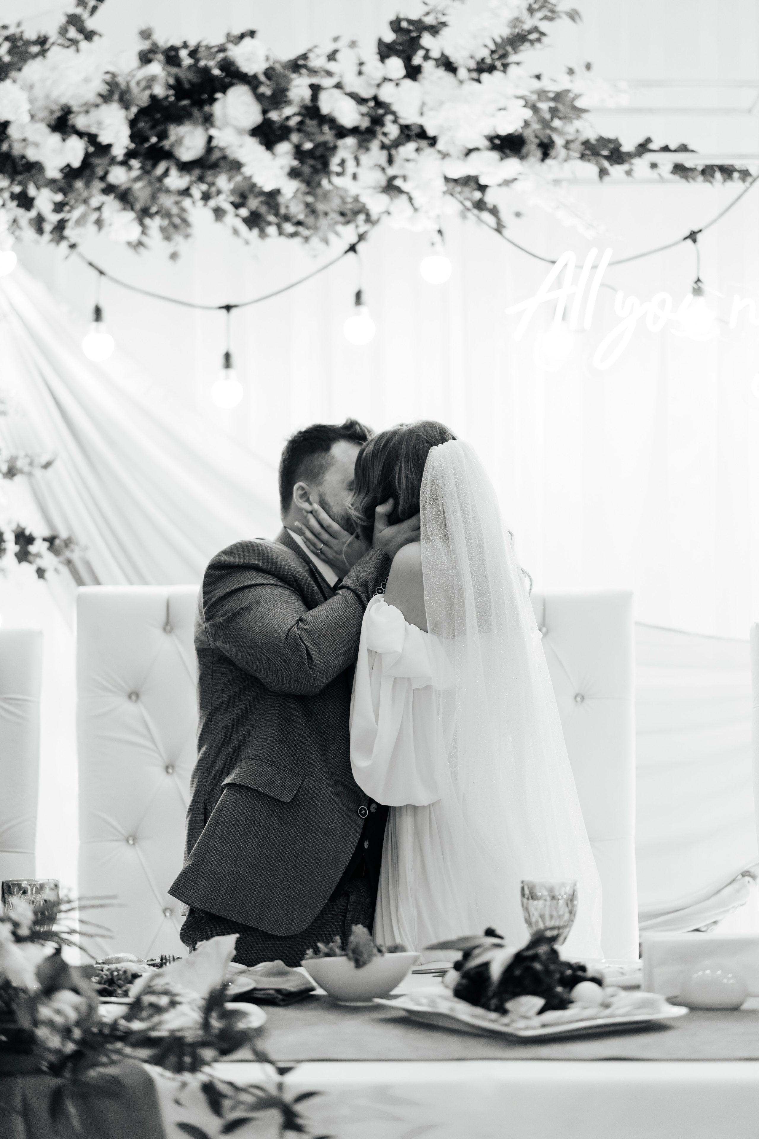 V&M. Свадебный фотограф алматы Шожебаев Кайрат