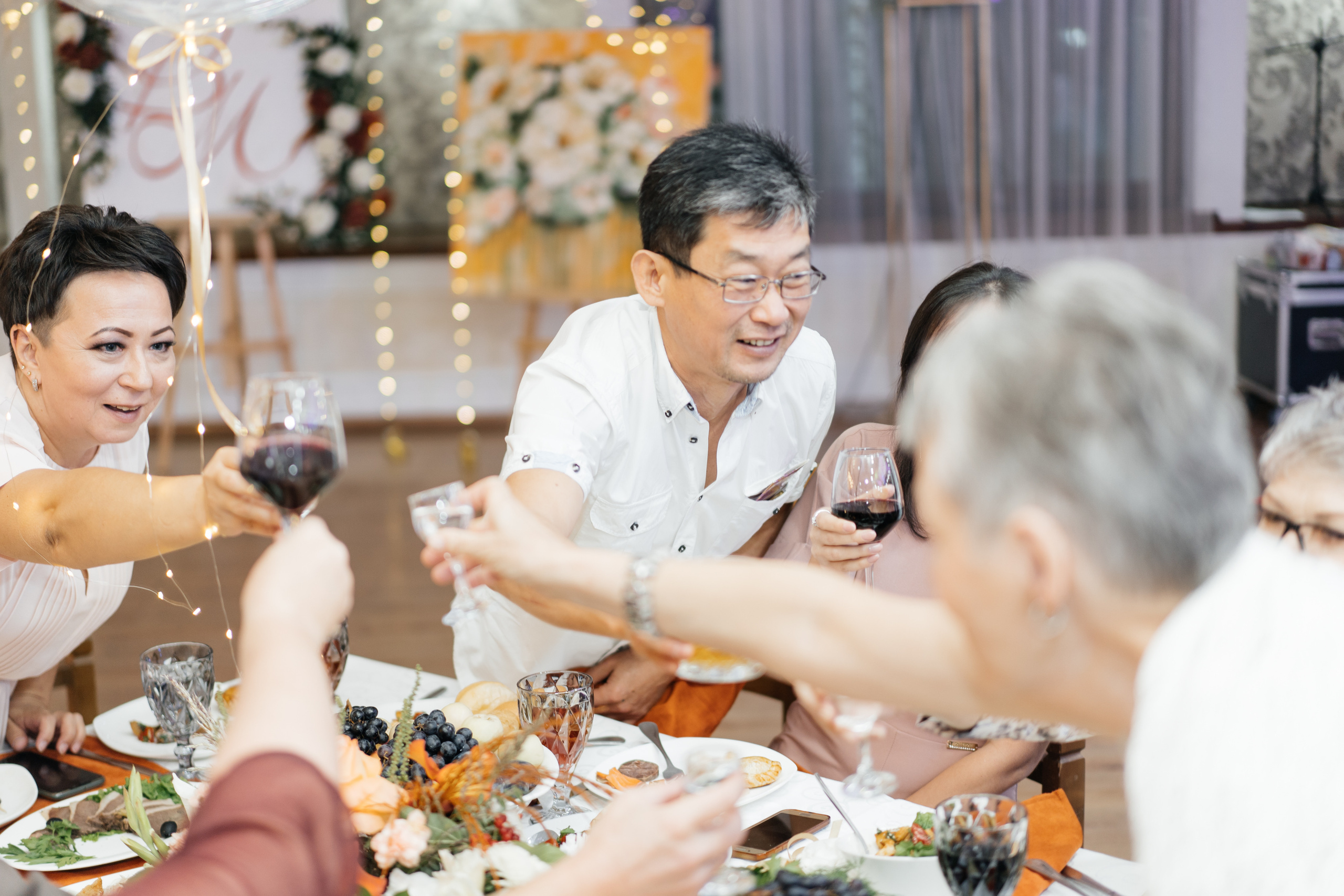 V&M. Свадебный фотограф алматы Шожебаев Кайрат