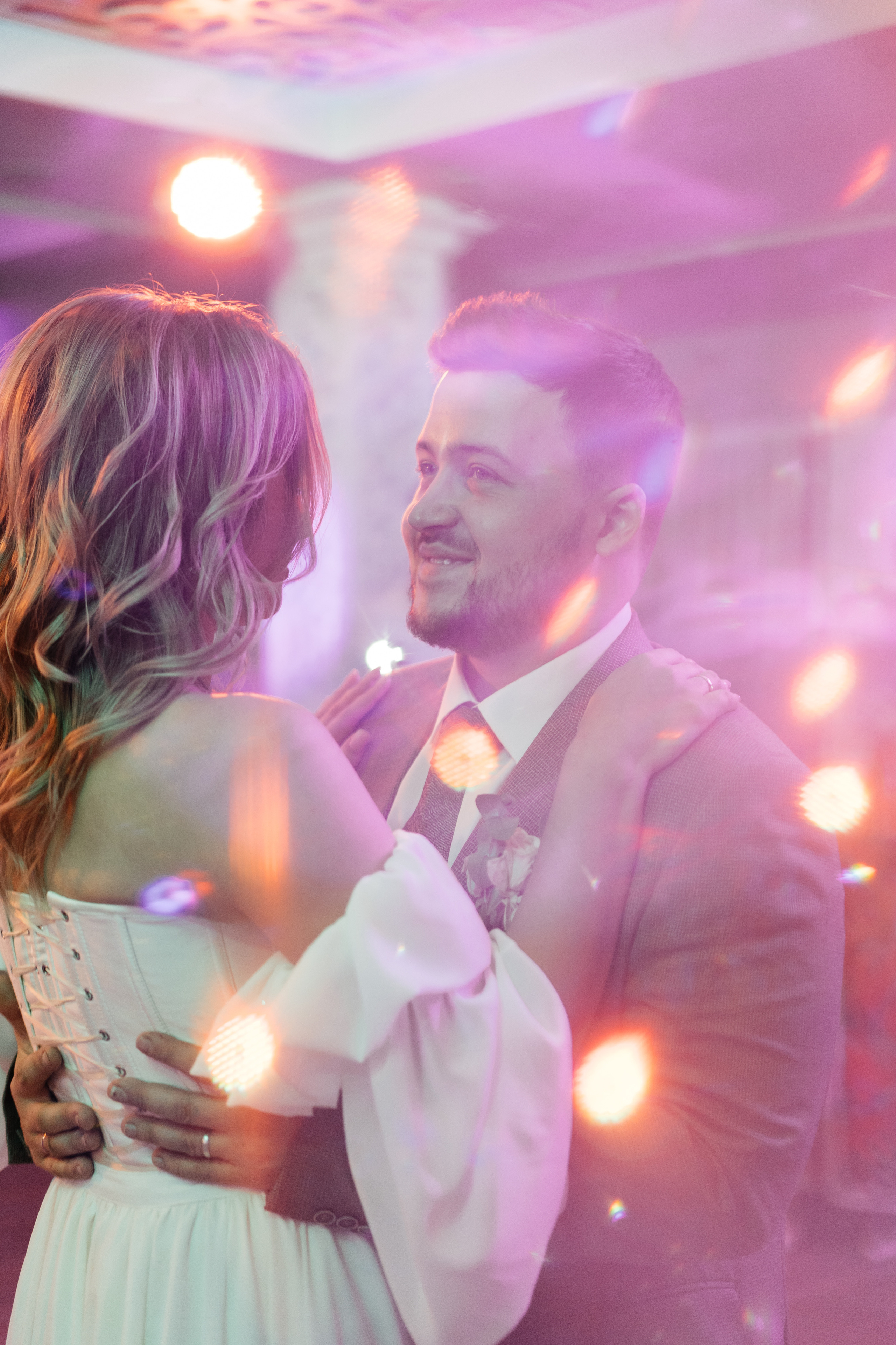 V&M. Свадебный фотограф алматы Шожебаев Кайрат