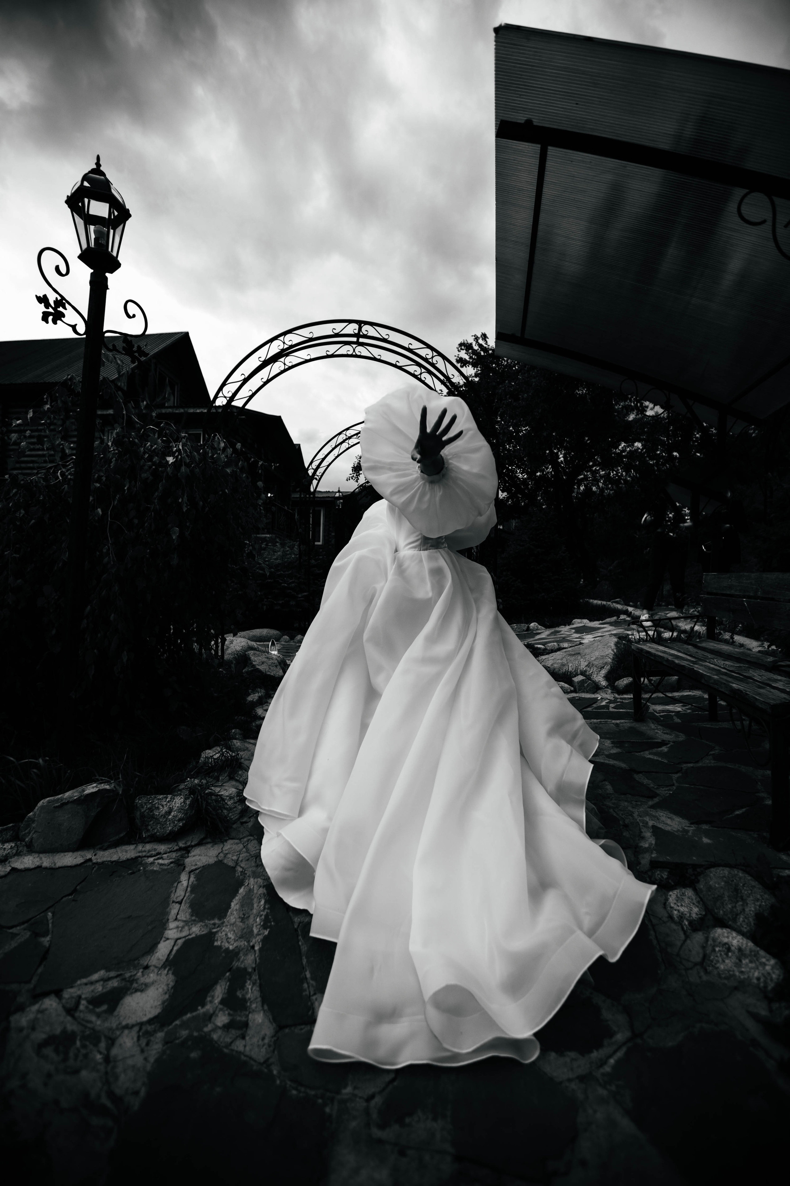черно белая фотография невесты свадебный фотограф репортажный фотограф семейный фотограф Алматы 