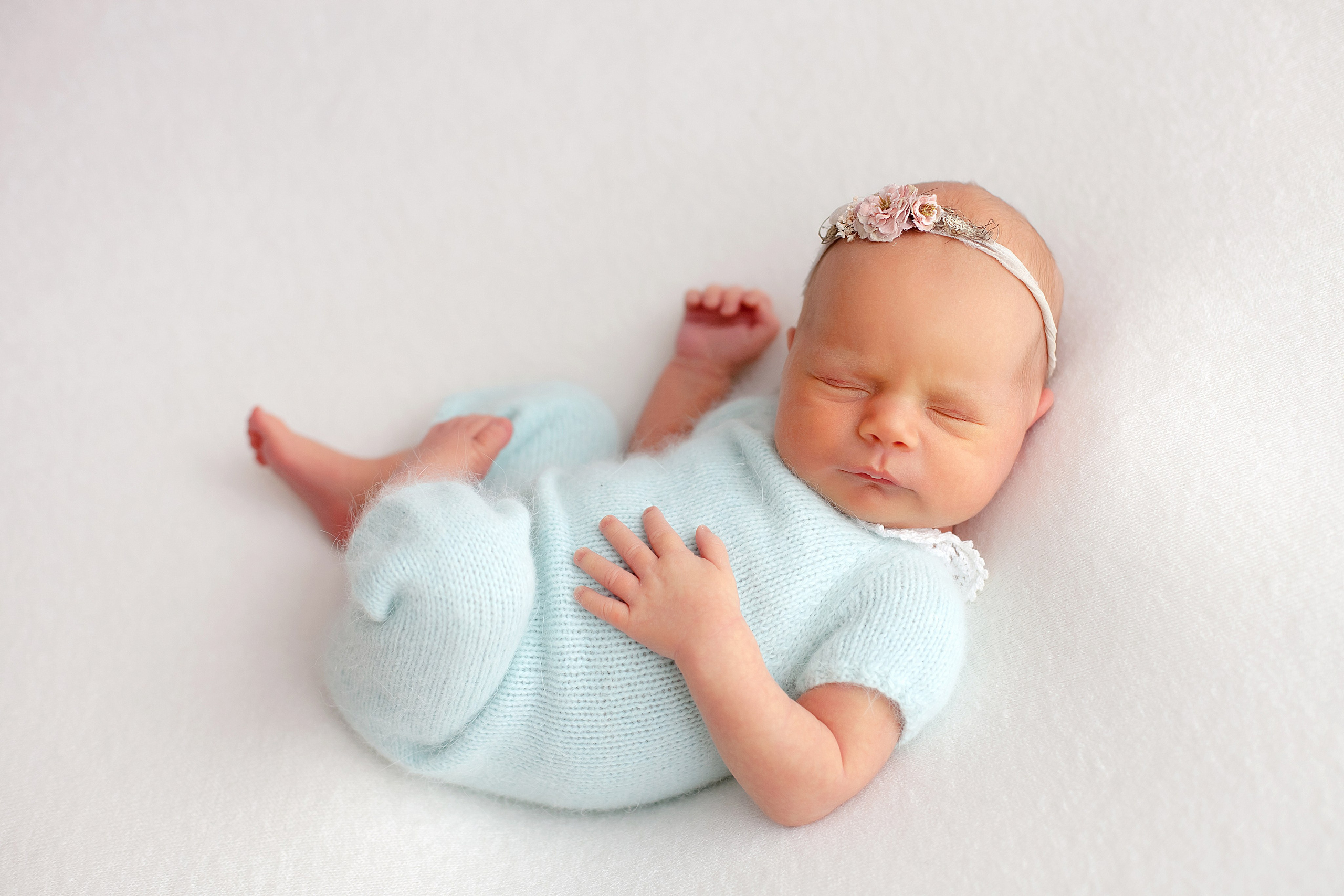 Новорожденные до 28 дней. Фотограф новорожденных в Тюмени