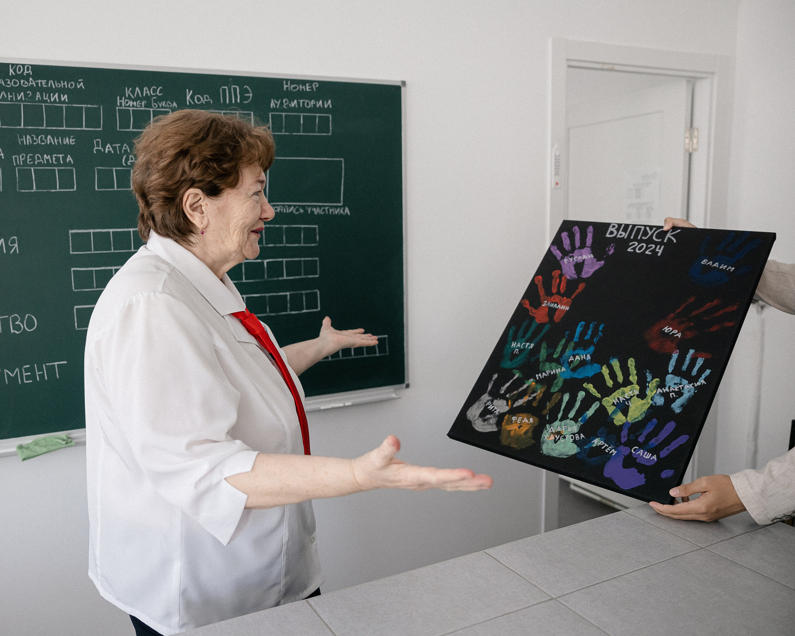 Последний звонок — линейка. Свадебный фотограф Роман Еремеев