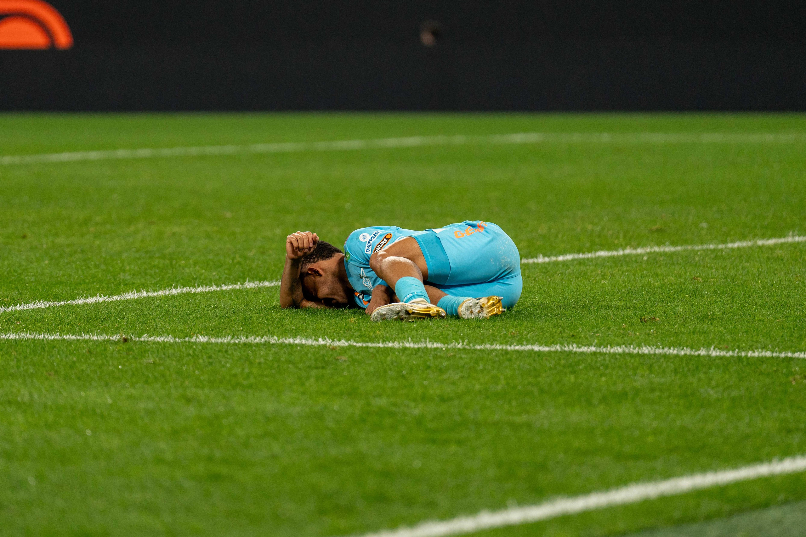 Зенит — Динамо (Москва): фотогалерея РПЛ, 13 тур на Газпром Арене | Антон Гауф. Спортивный фотограф в Санкт-Петербурге | Антон Гауф