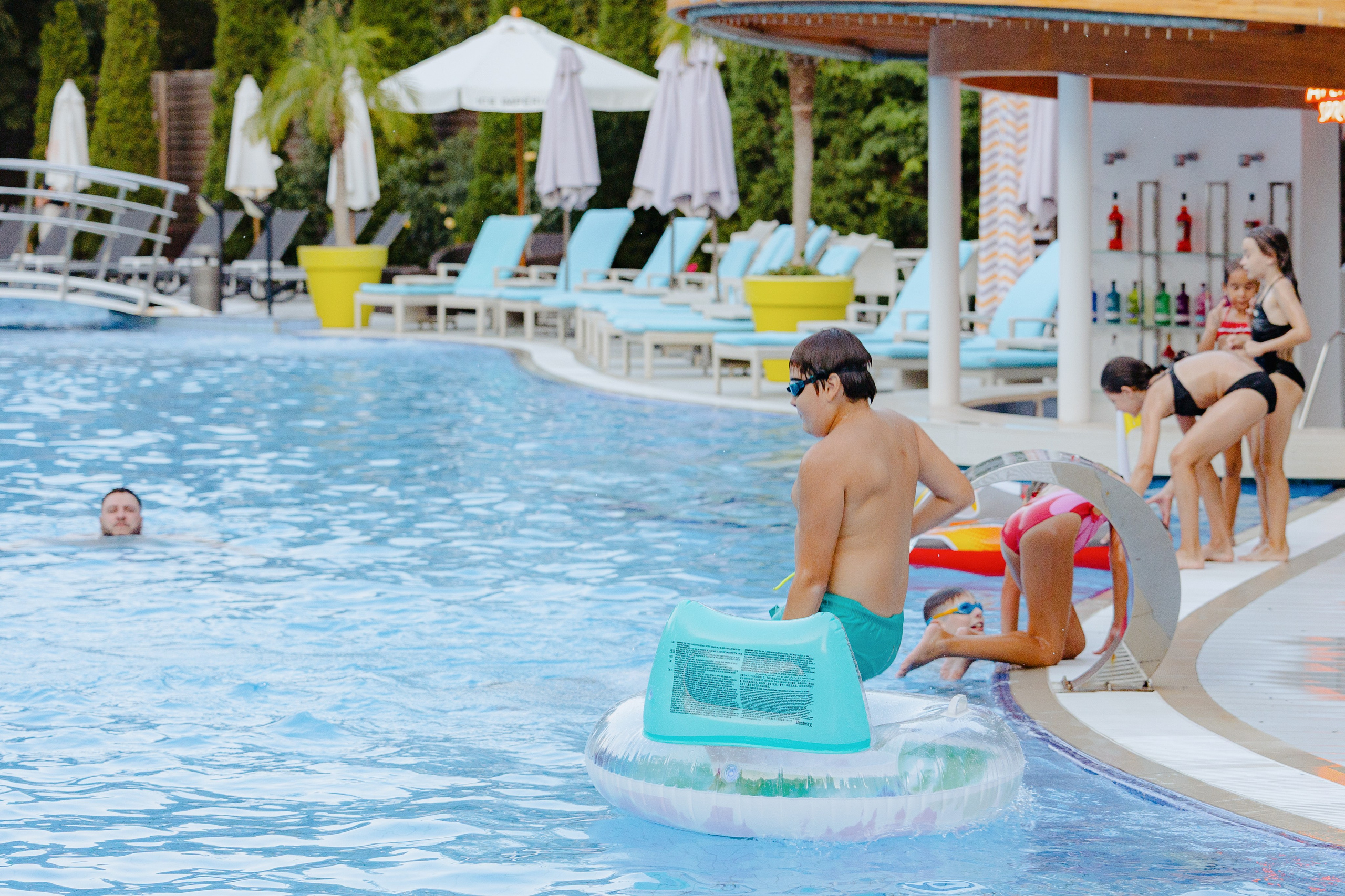 Фотосессия на день рождения | Праздничная съемка от профессионального фотографа. Красильников Евгений — профессиональный фотограф в Ростове-на-Дону