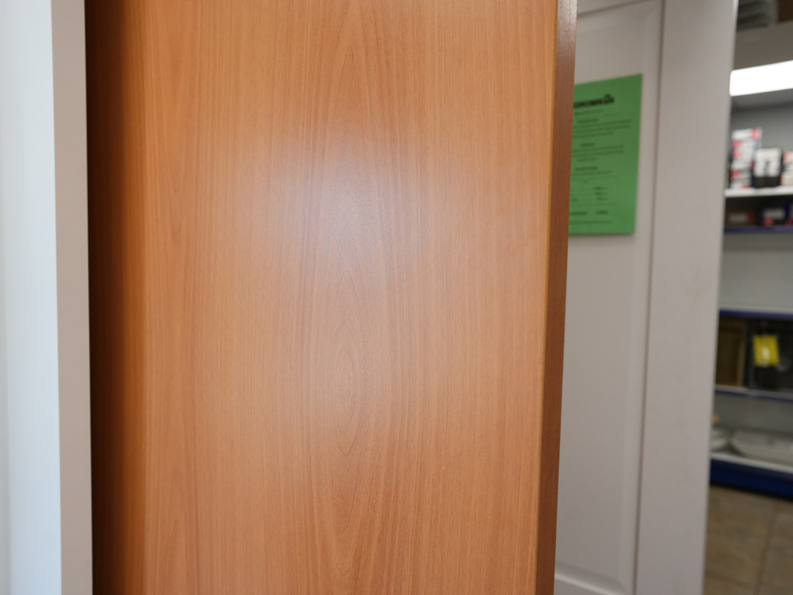 Межкомнатные двери. Строительный магазин низких цен Экономкин