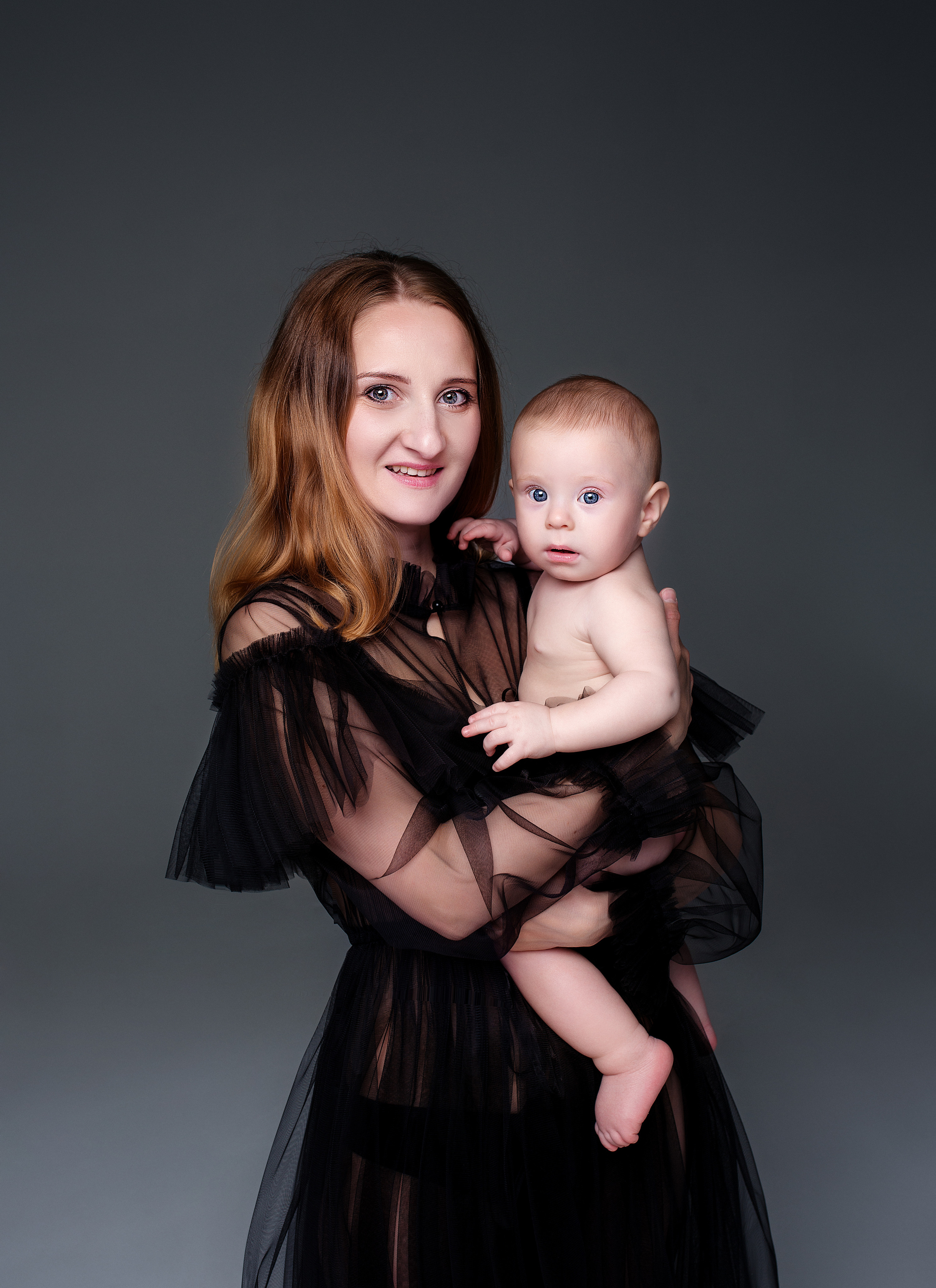 Мама и малыш. Наталья Михайлова Фотограф новорожденных в Ярославле
