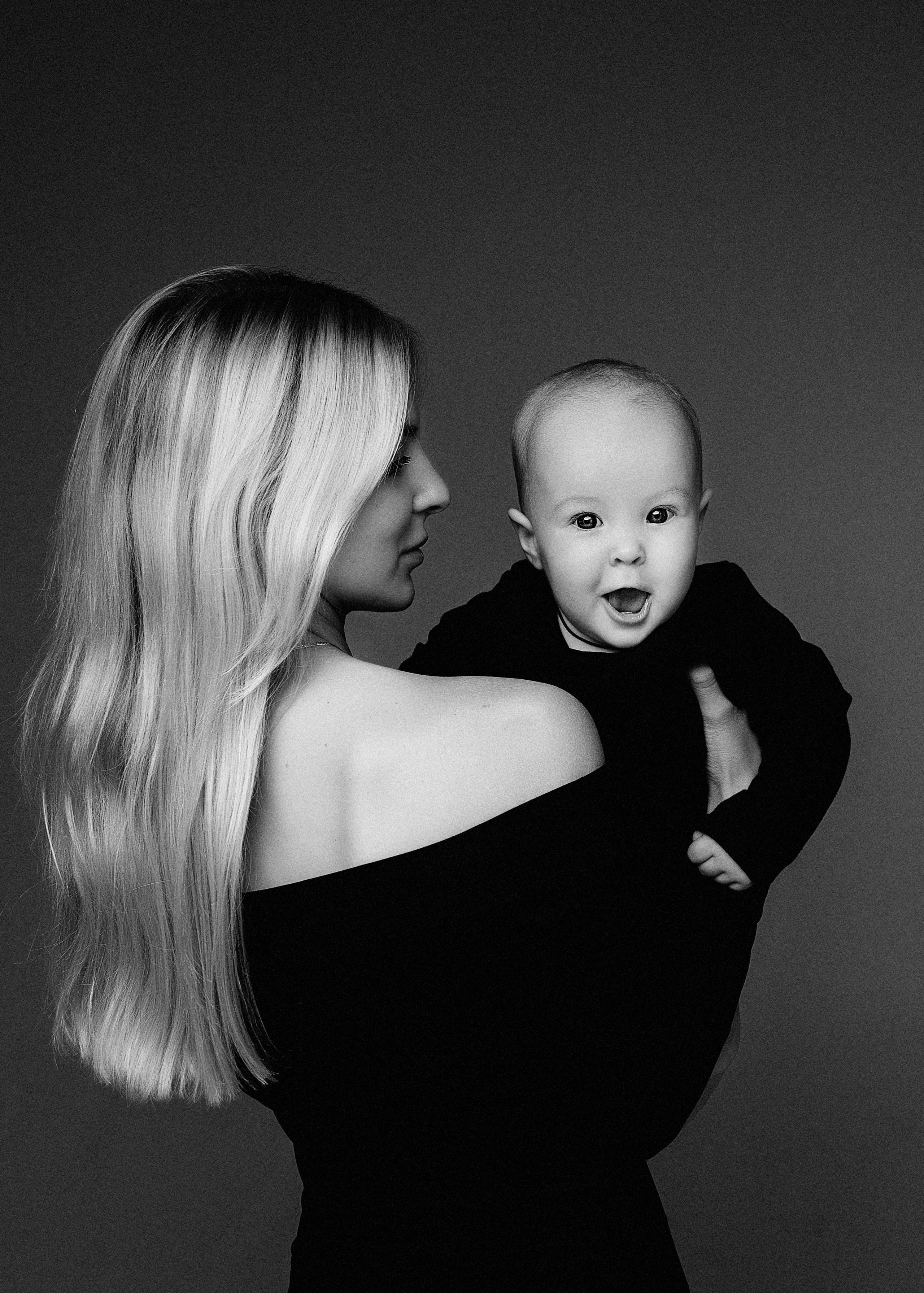 Мама и малыш. Наталья Михайлова Фотограф новорожденных в Ярославле