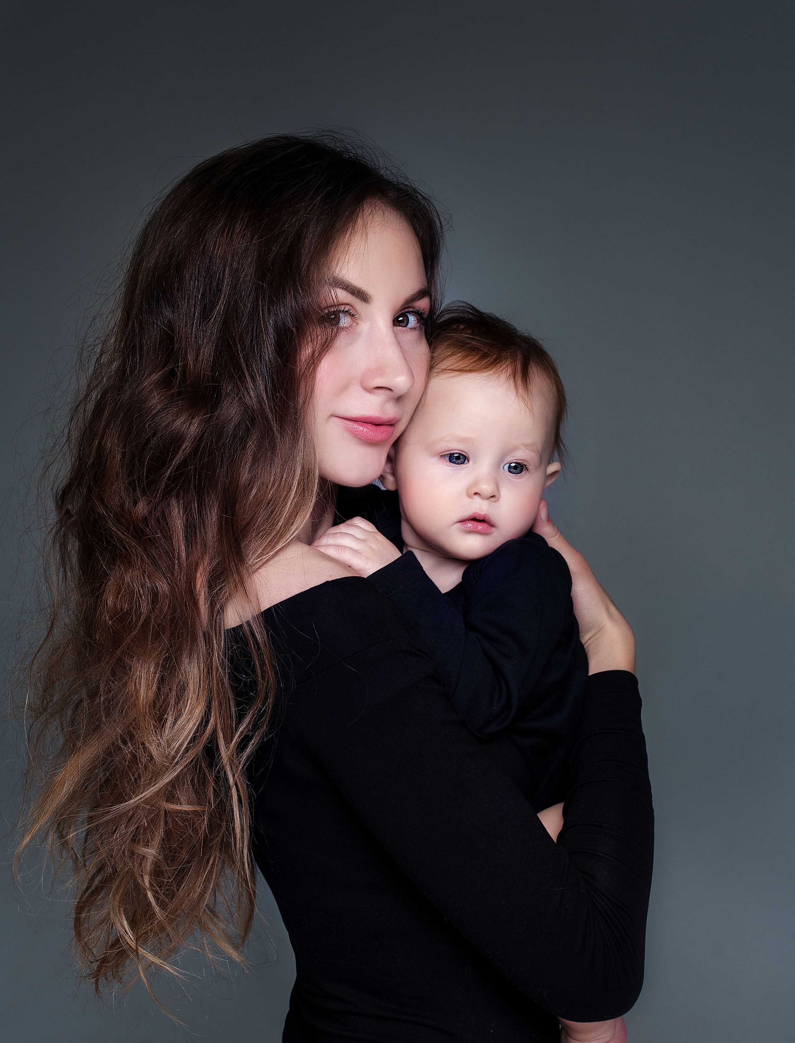 Мама и малыш. Наталья Михайлова Фотограф новорожденных в Ярославле