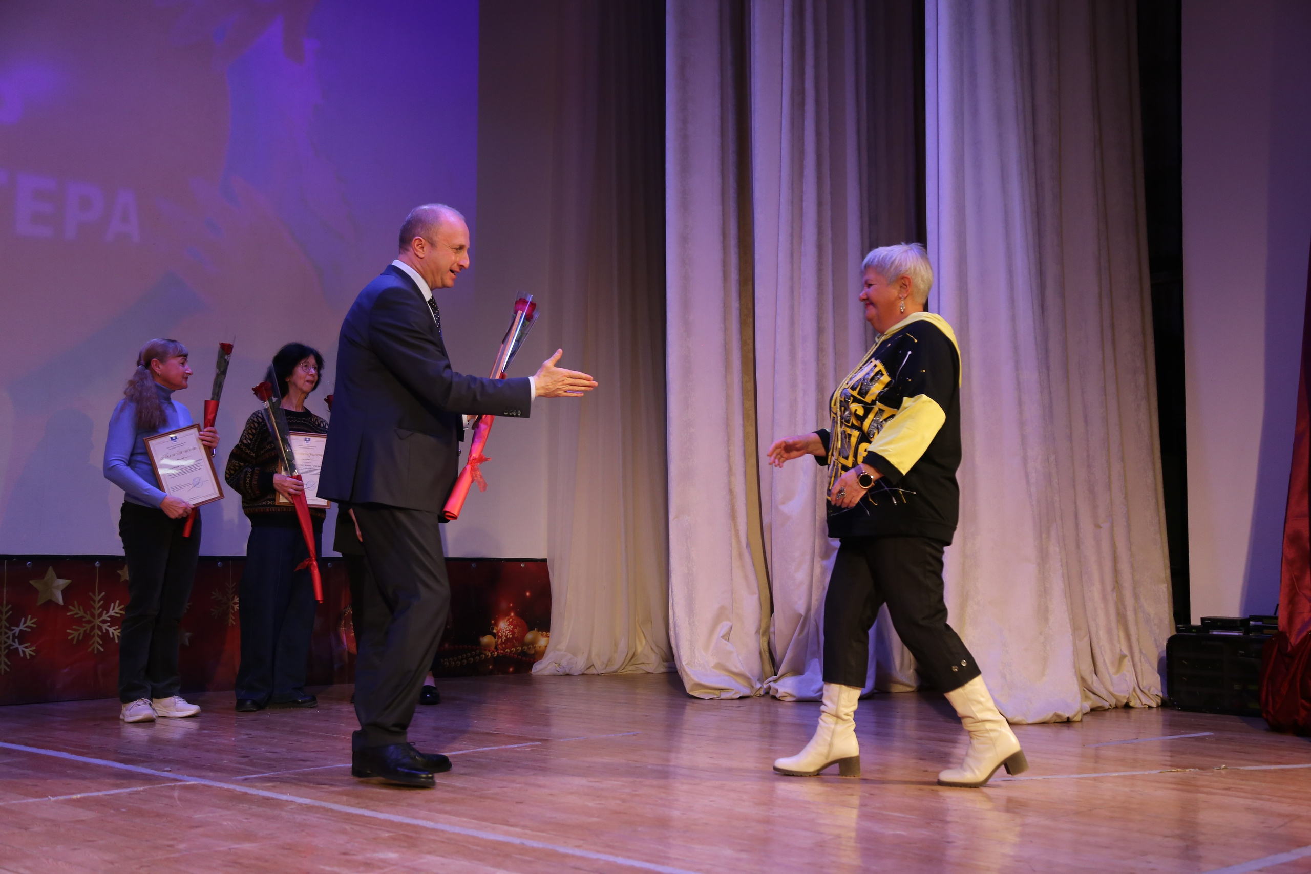 День Волонтёра. Жизнь курорта Кабардинка в фотографиях