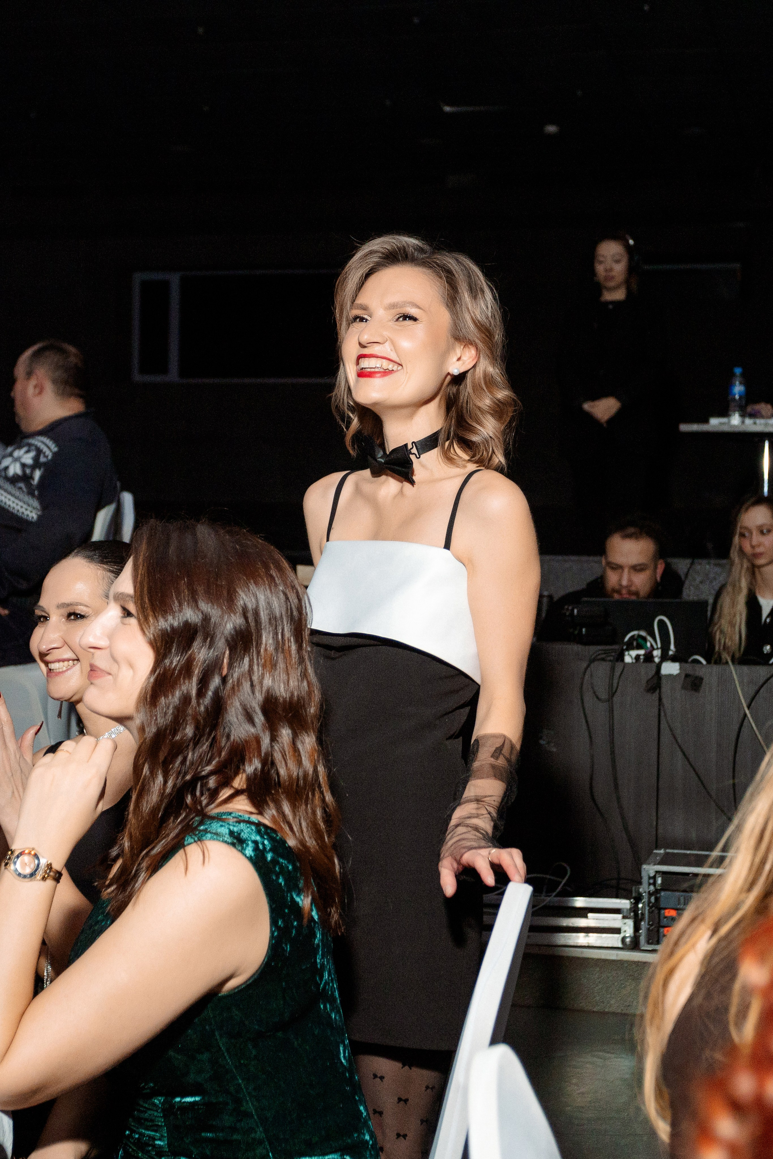 РЕПОРТАЖ: НОВЫЙ ГОД В ДК МЕТАЛЛУРГ. Профессиональный фотограф в Ижевске Леша Петров