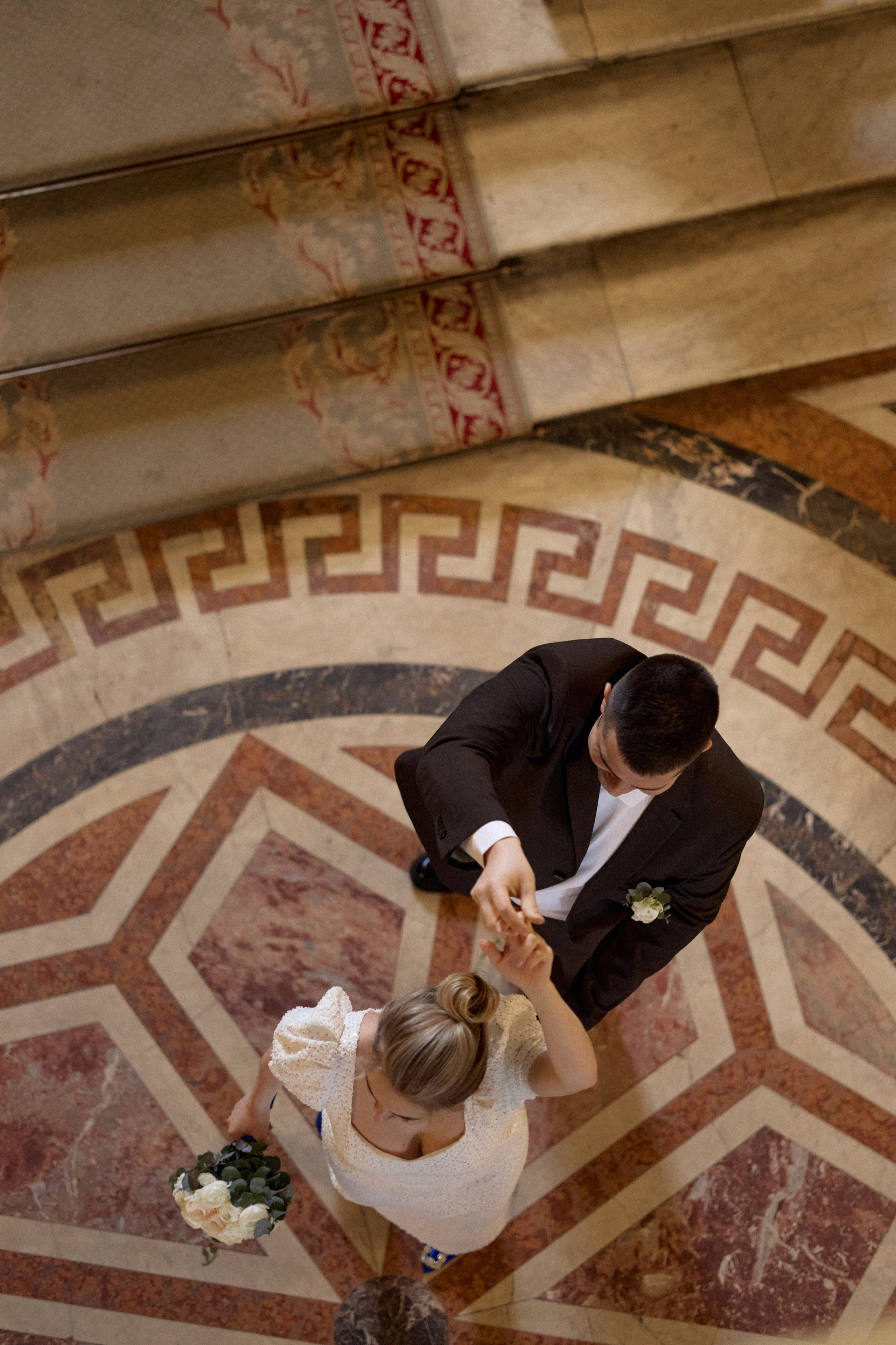 Кирилл & Карина. Сестры Карабаза. Фотографы и ретушеры в Москве и Санкт-Петербурге