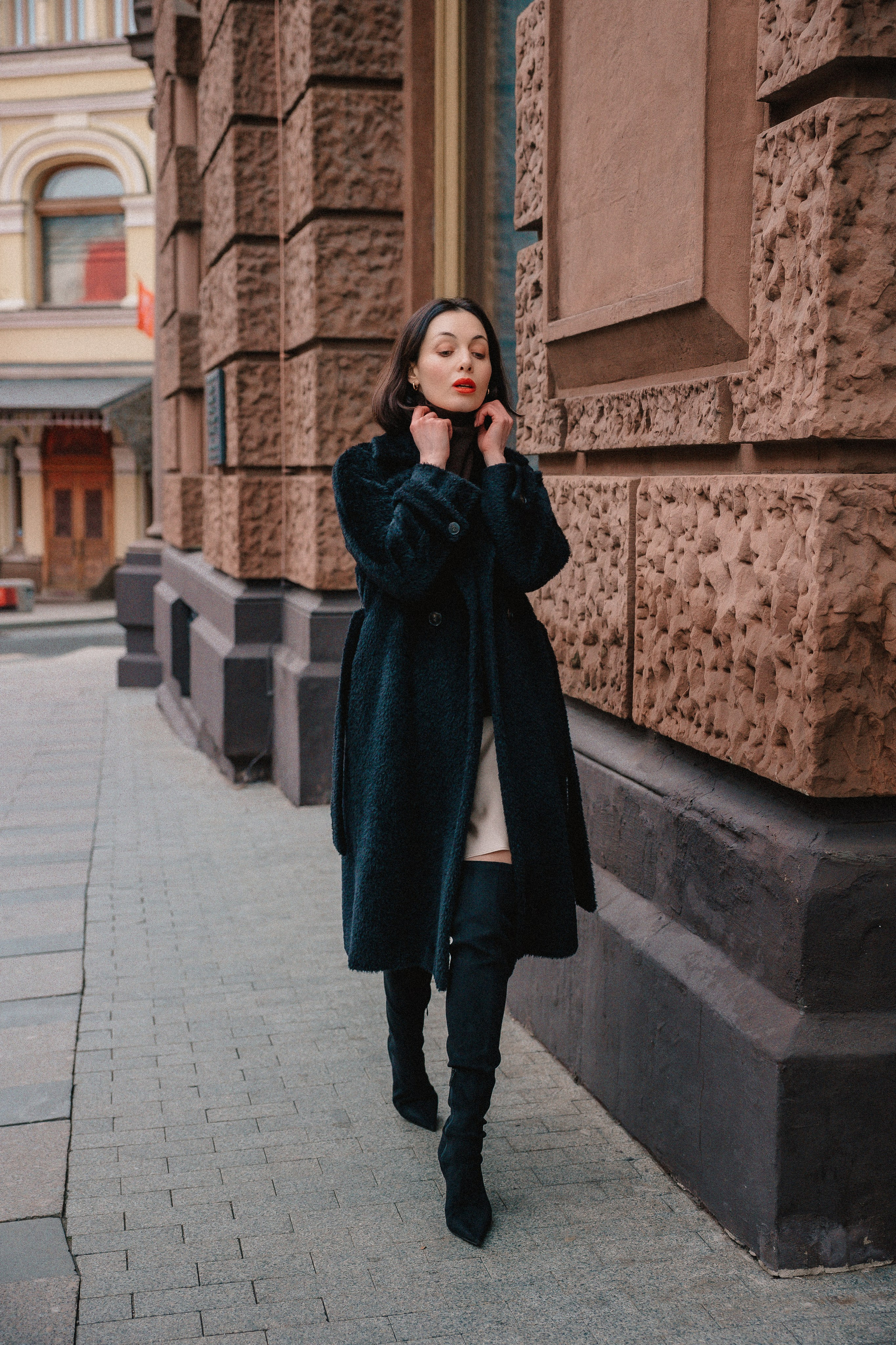 ОЛЯ. Я фотограф из Москвы к Вашим услугам