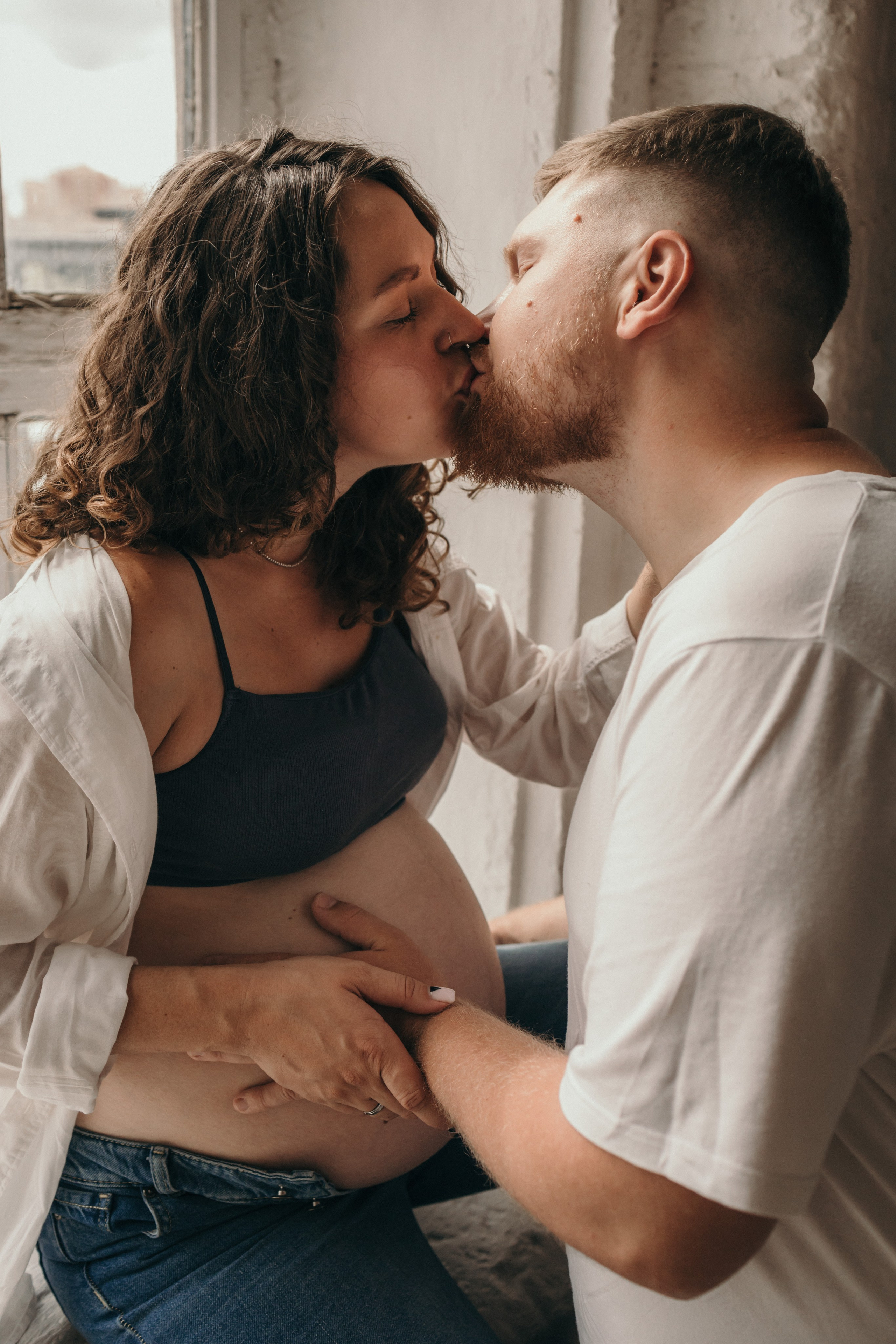 Фотосессия беременности в студии в Балашихе для Надюши и Романа. Семейный фотограф в Москве, Щелково, Фрязино _ Виктория Степанова