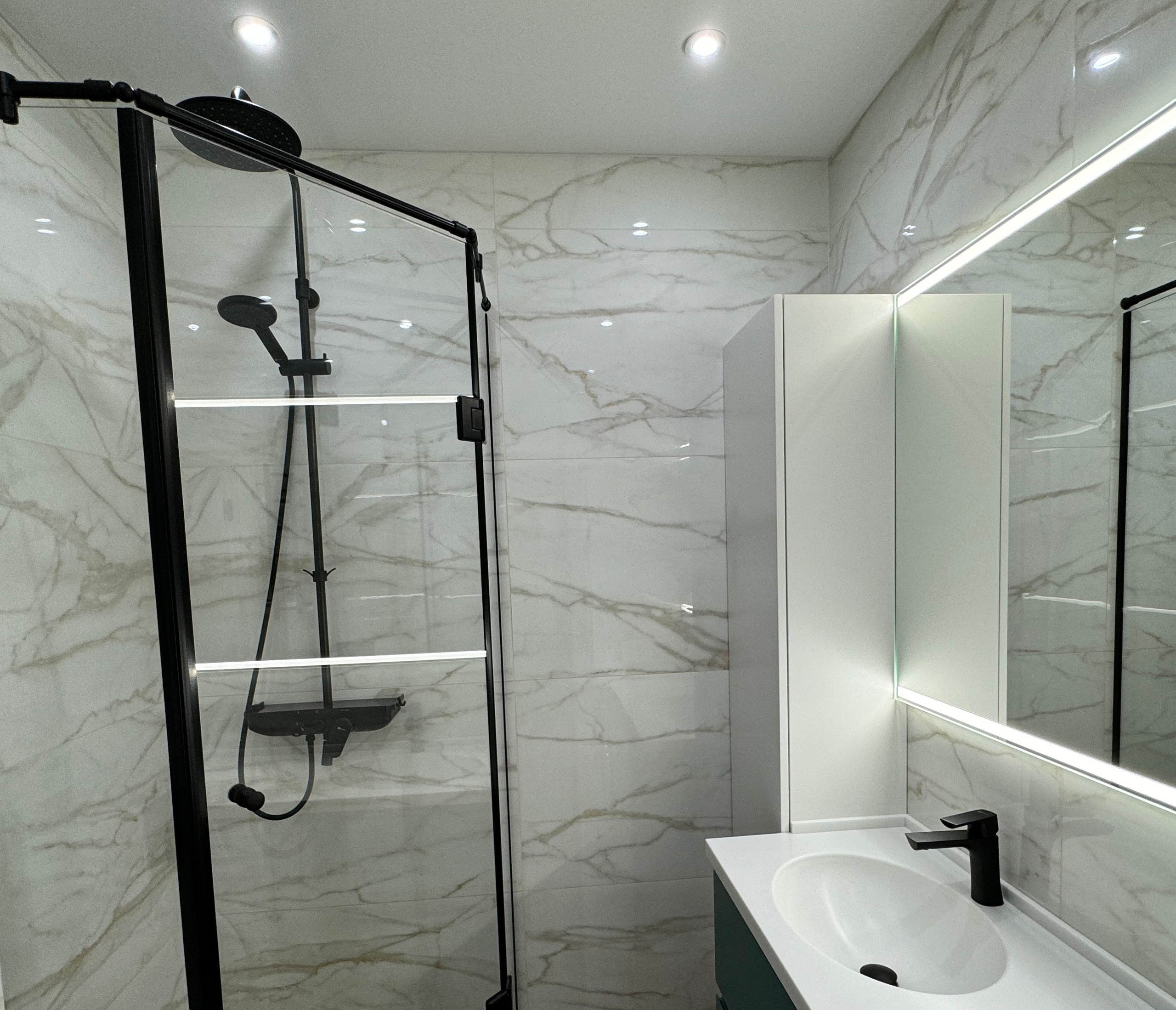 Квартира на Аминьевском 40 м². Ремонты премиум-класса 1 S T . G R E A T . P R O
