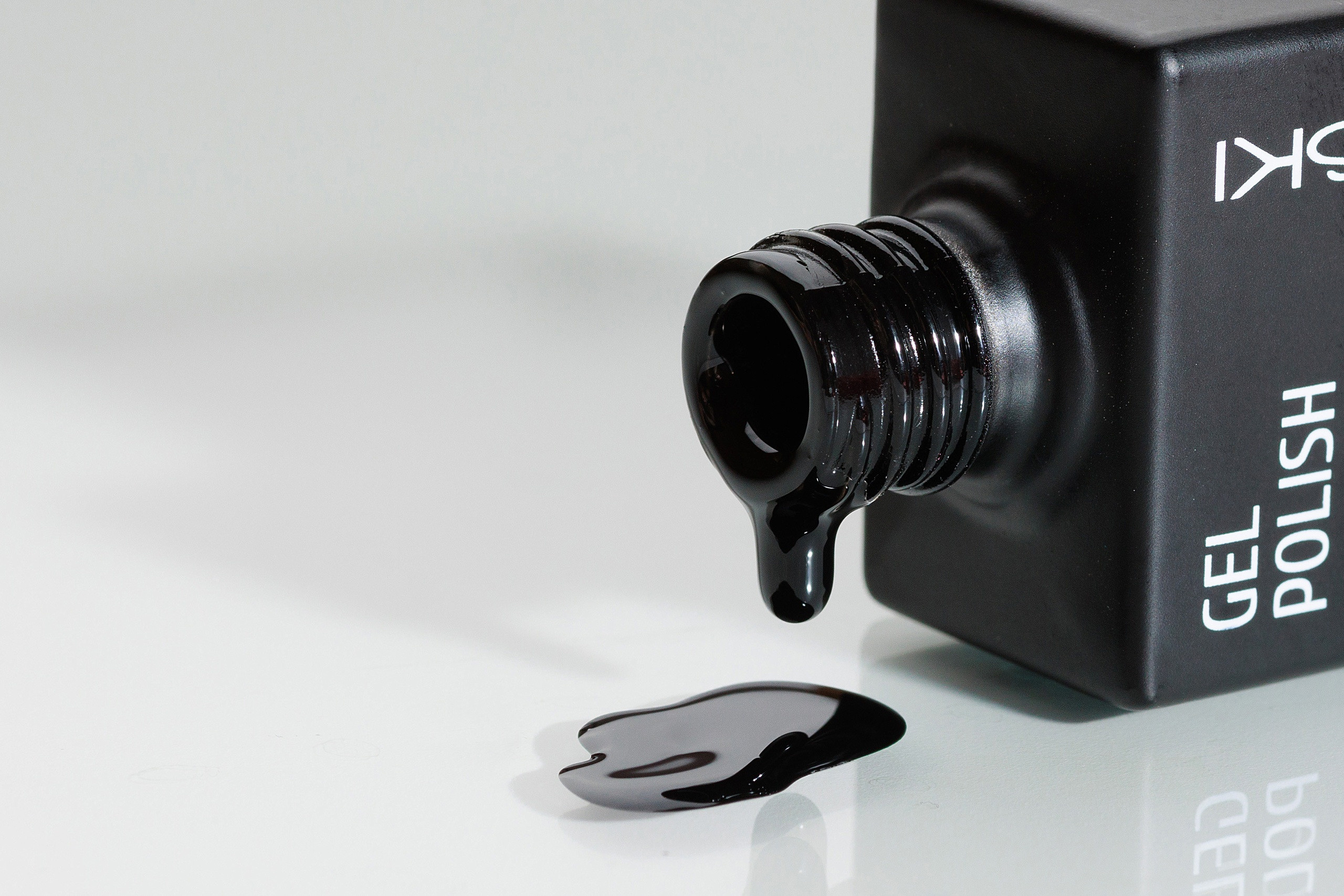 Имиджевая предметная фотосъемка  гелевого лака для ногтей, предметный фотограф казань, предметная фотосессия казань